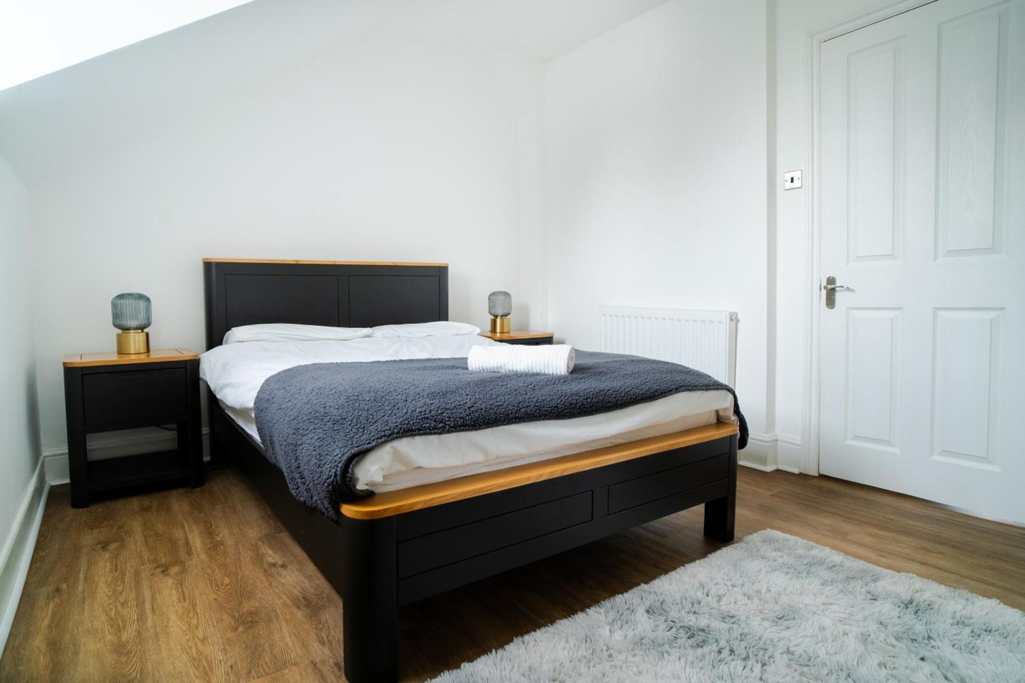 - Beautiful 5 Bedroom Victorian House - Location Holiday home