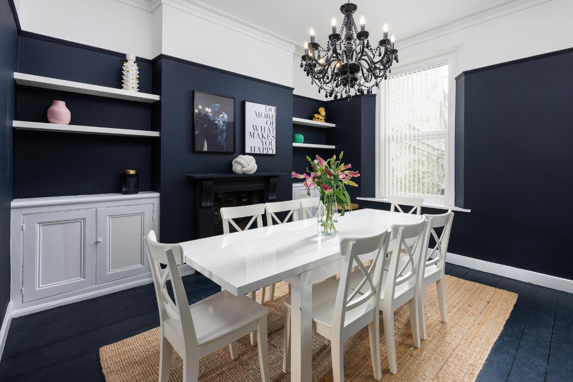The Executive - House - Sleeps 8 - Habita Apartment Plymouth