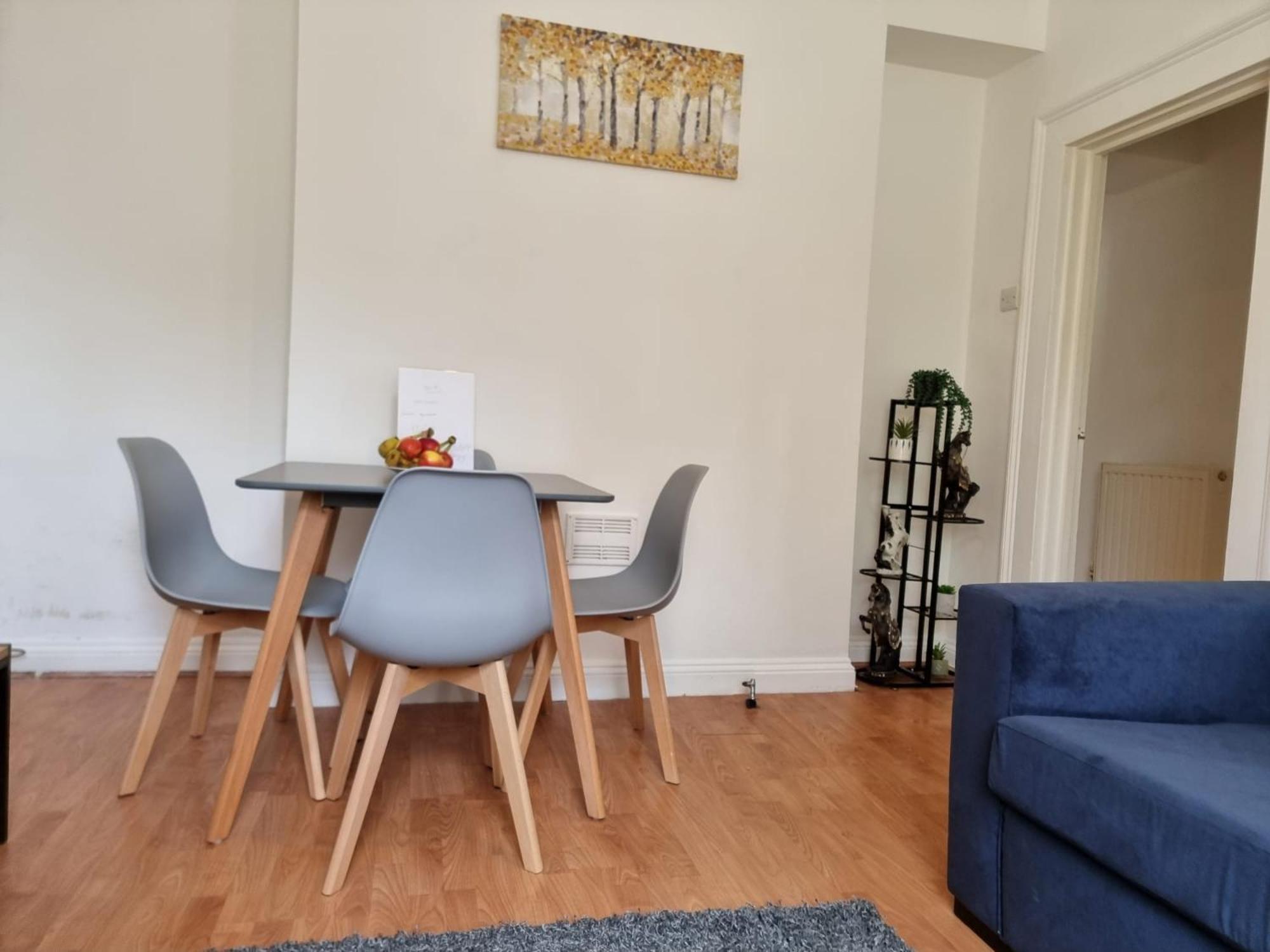 Detached House In City Centre * Plymouth