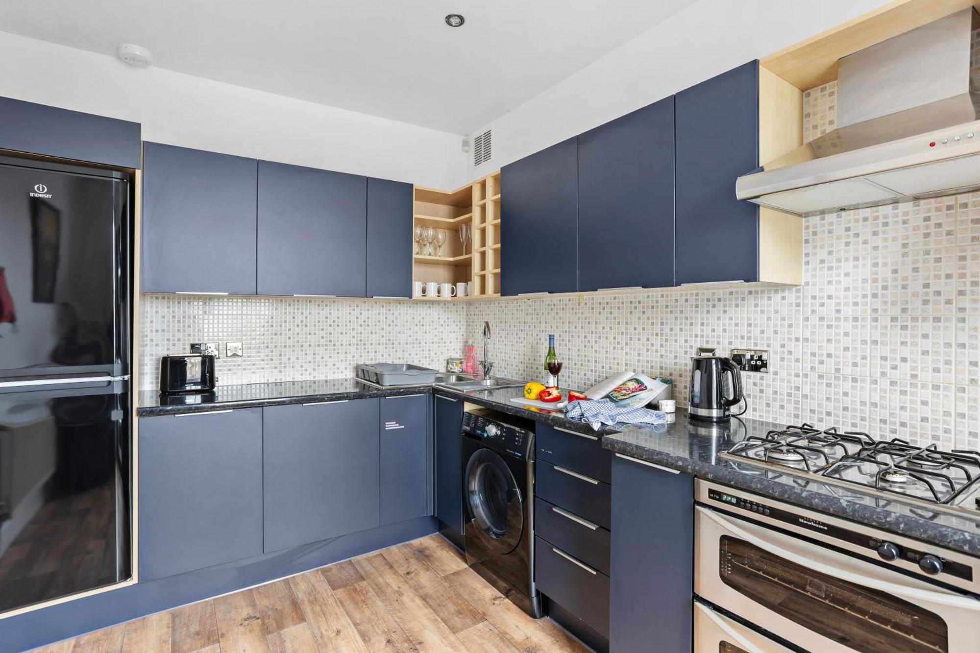 Apartment Harbour Heights - Centrally Located - Parking - Ocean Retreats