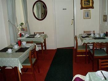 Guest house Sydney House Plymouth