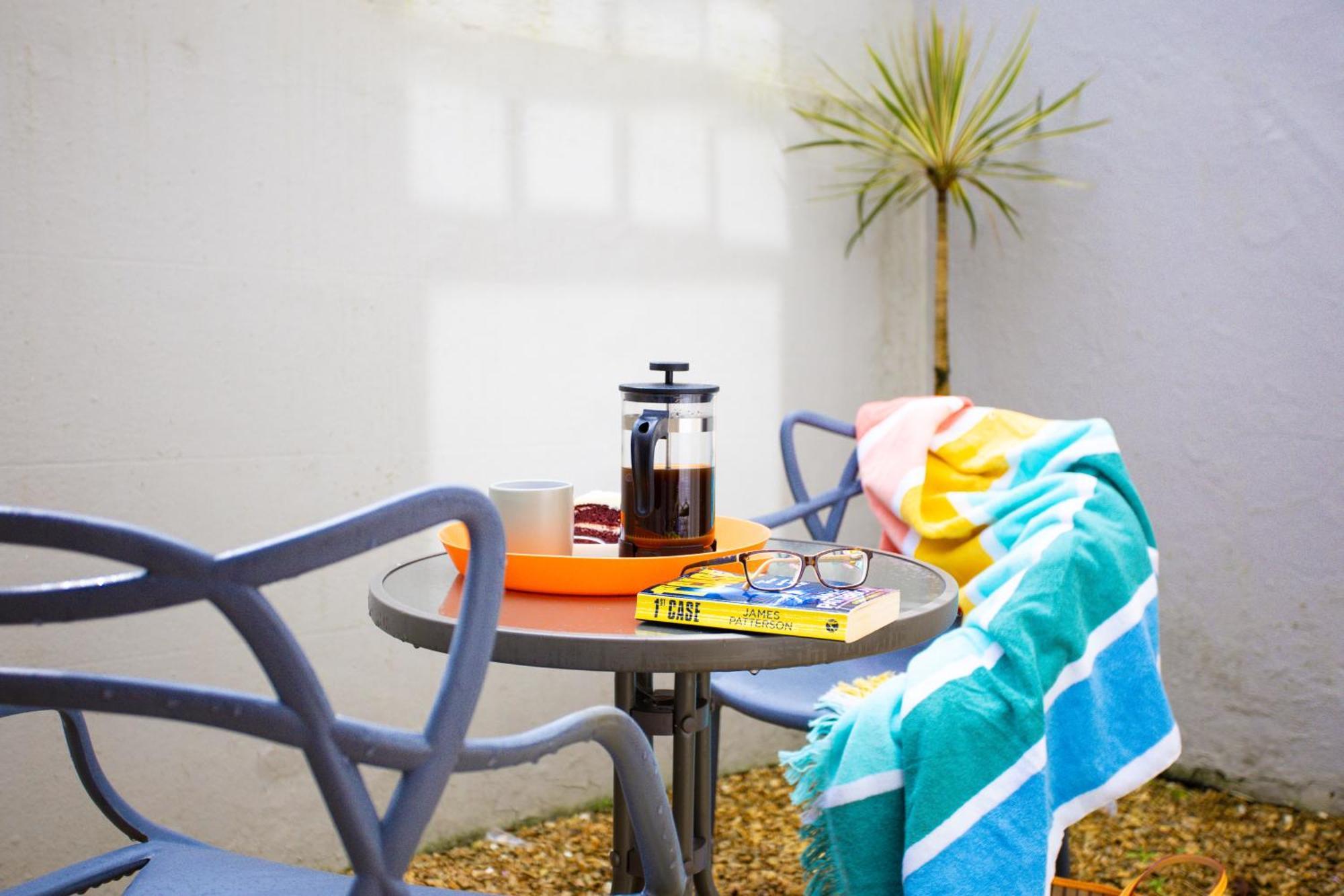 Harbour Court Plymouth - Free Parking - Tucked Away On The Barbican With Courtyard - By Ocean City Retreats Plymouth