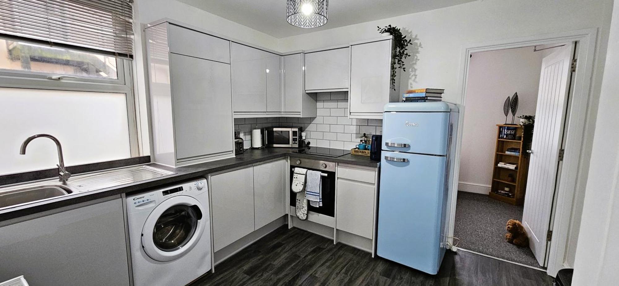 Apartment Spacious 2 Bed Flat In