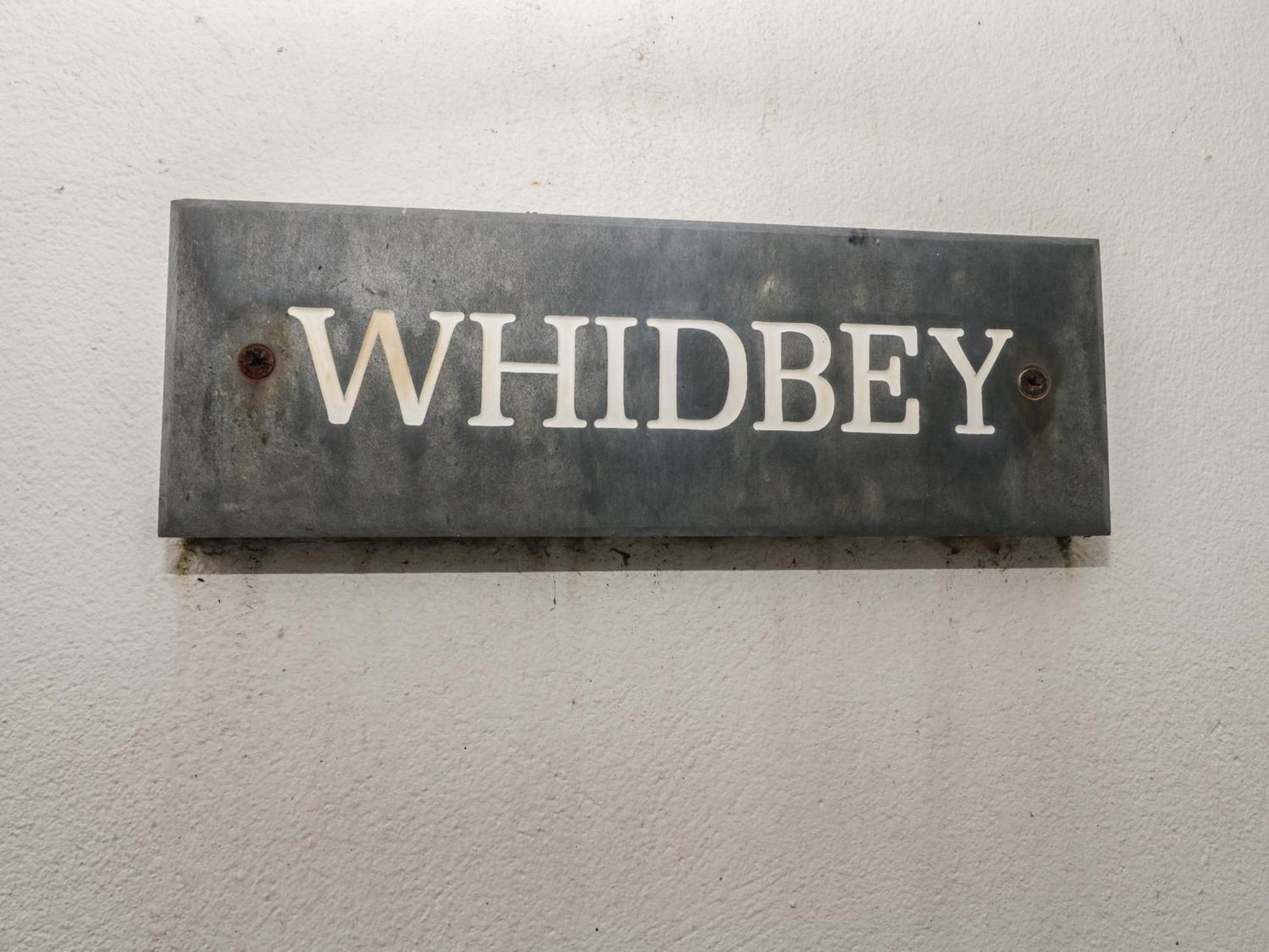 Whidbey Luxury Apartment Plymouth
