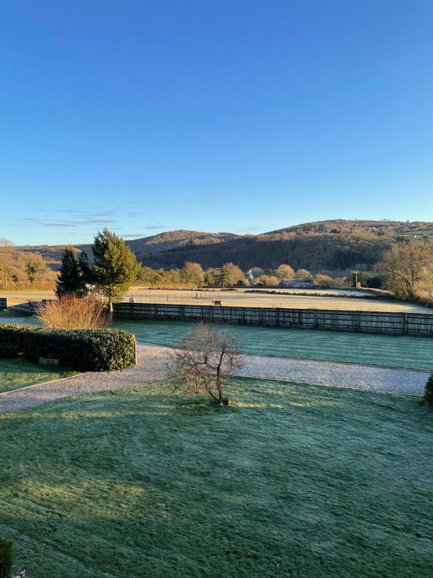 Victorian Overlooking The Plym Valley Bickleigh (South Hams)