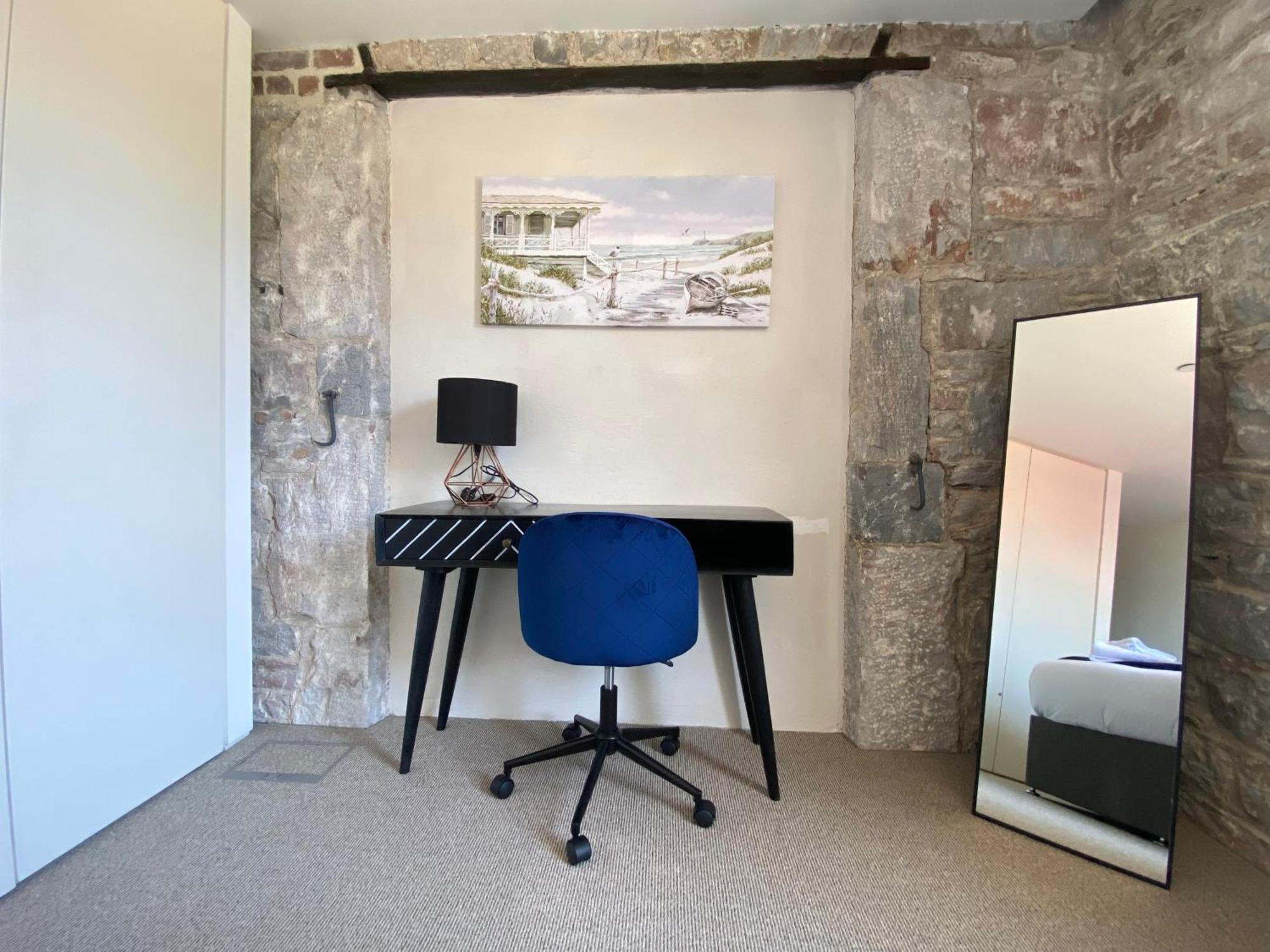 Royal William Yard Apartment *