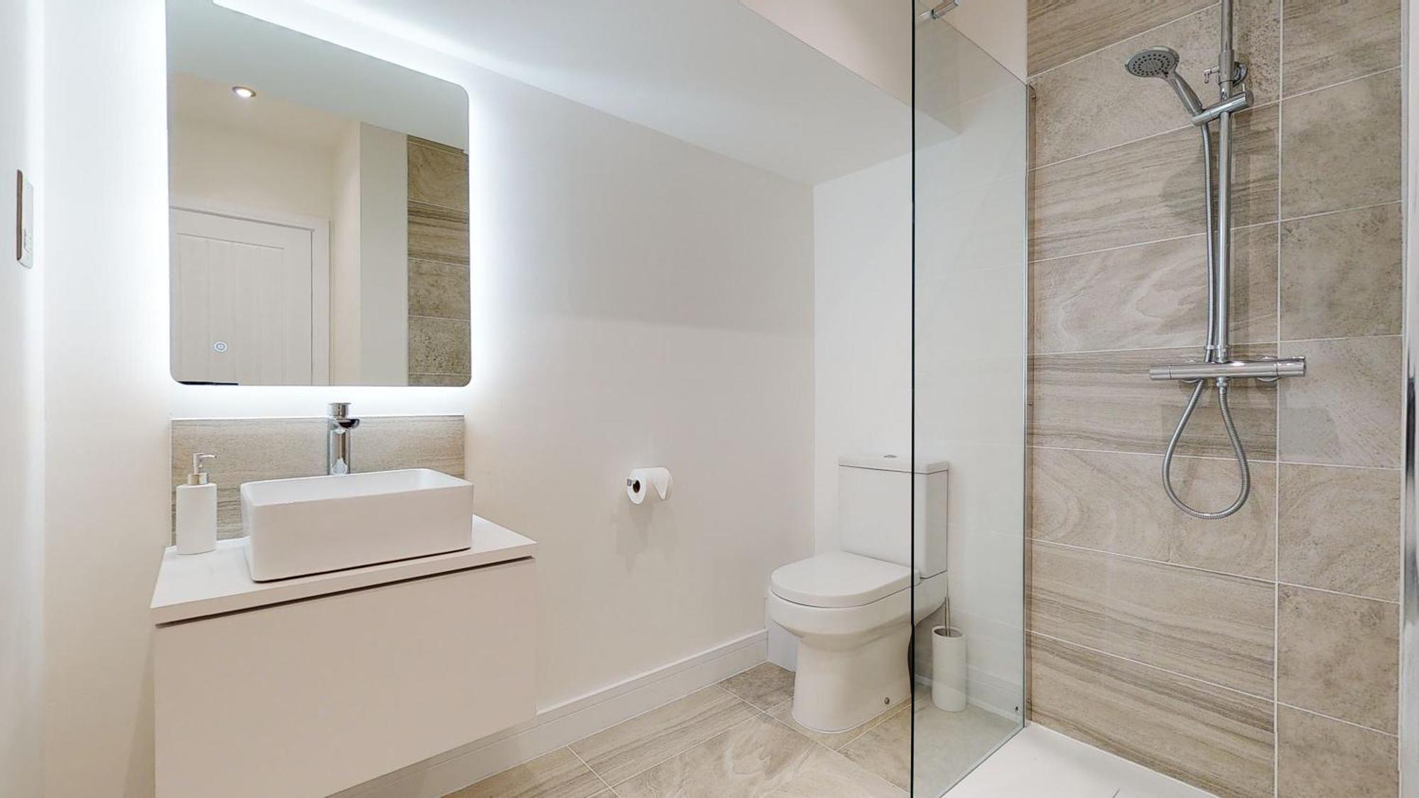 Barbican Boutique Luxury & Rooms, *