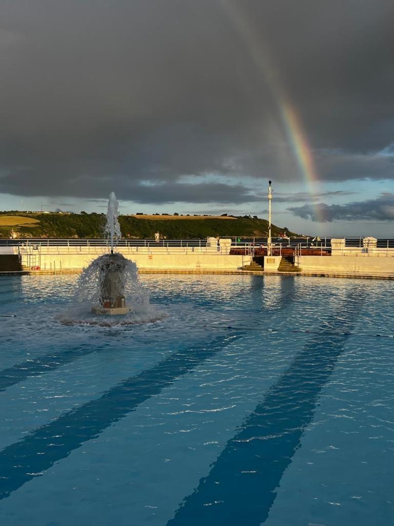 Two - Private Car Park, Comfortable And Well Equipped - By Ocean Retreats