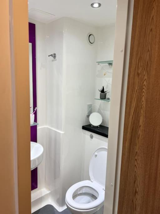 6 Bed Flat Astor House By Pureserviced Apartment Plymouth