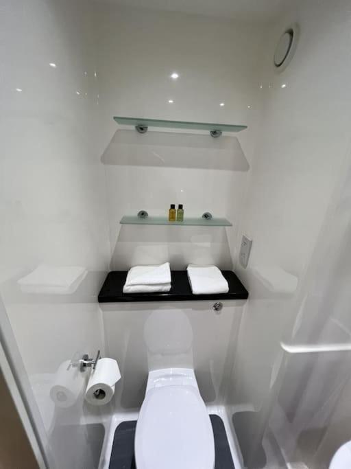 6 Bed Flat Astor House By Pureserviced * Plymouth