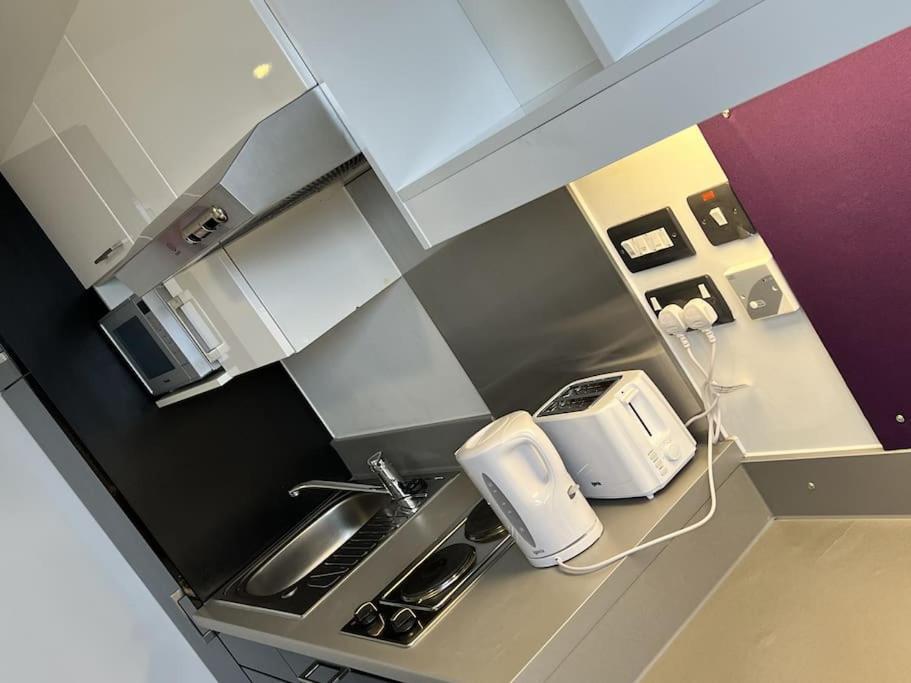 Apartment 6 Bed Flat Astor House By Pureserviced Plymouth
