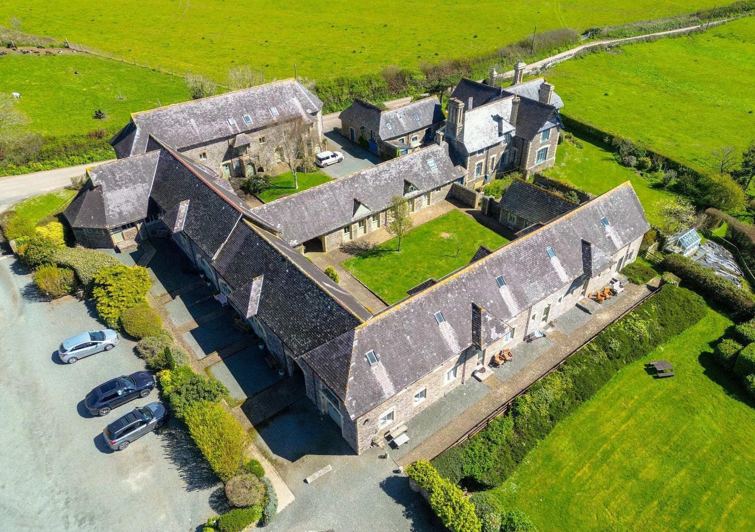 Coast Barn, Noss Mayo, Holiday home