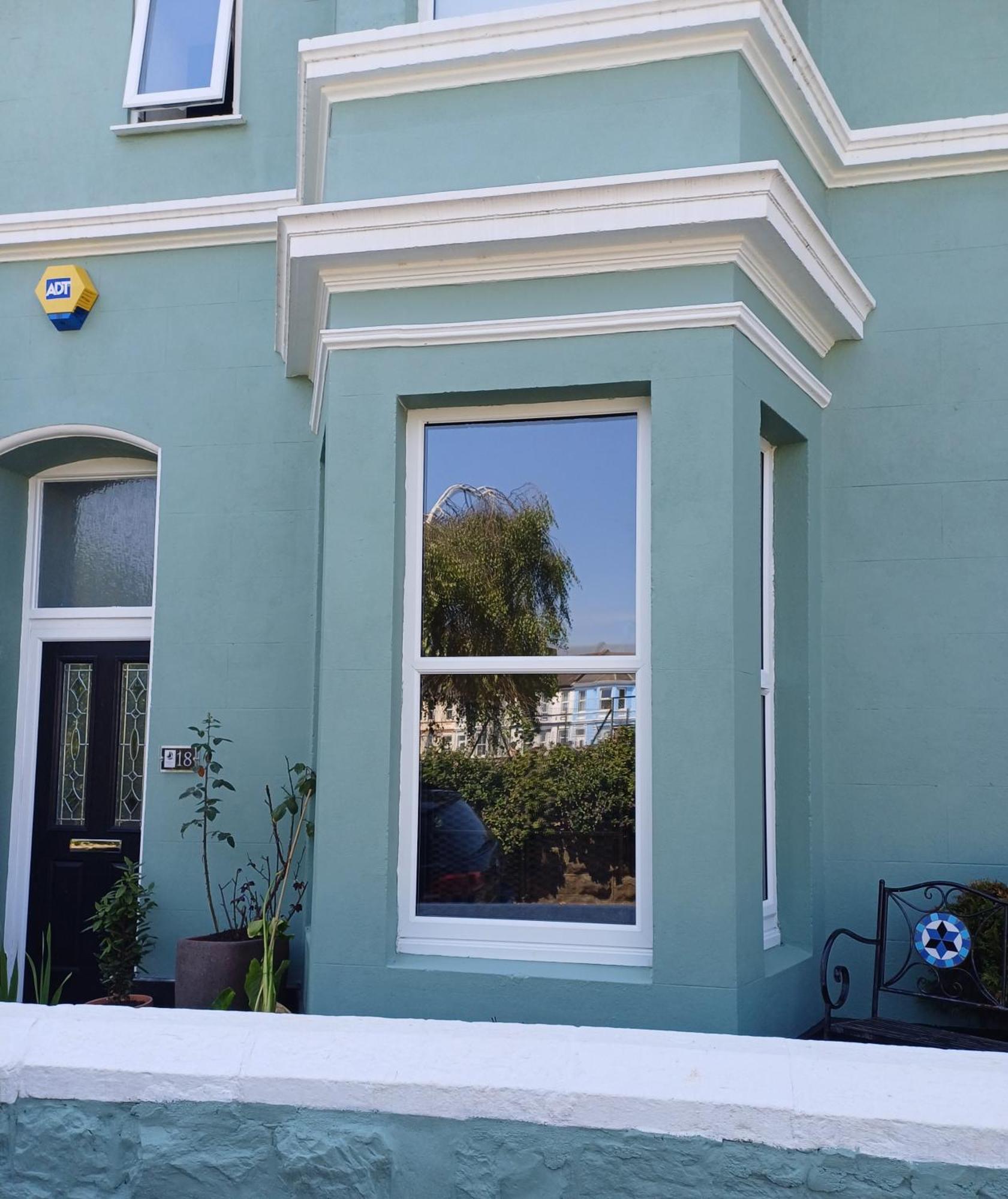 Crescent House Guest house *