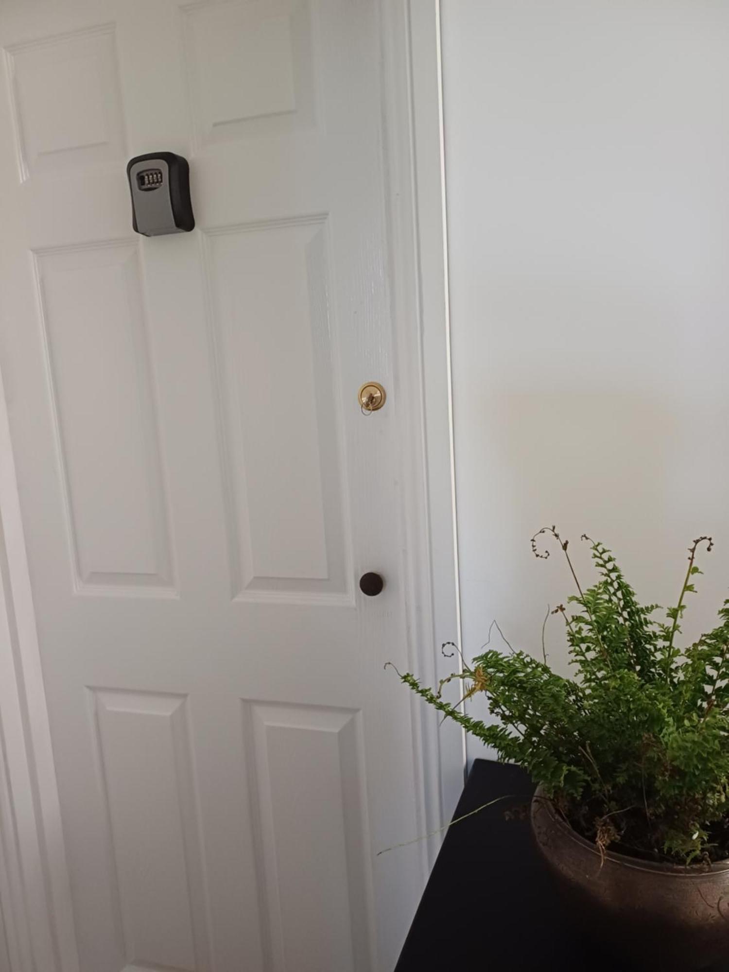 Crescent House Guest house *