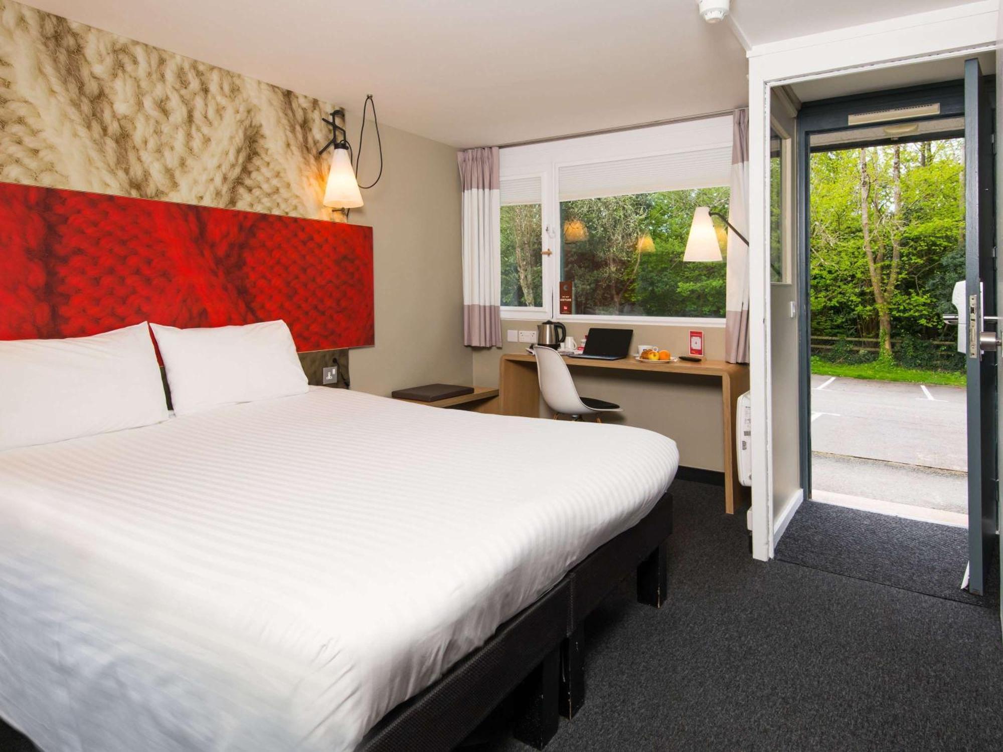 Ibis 3*