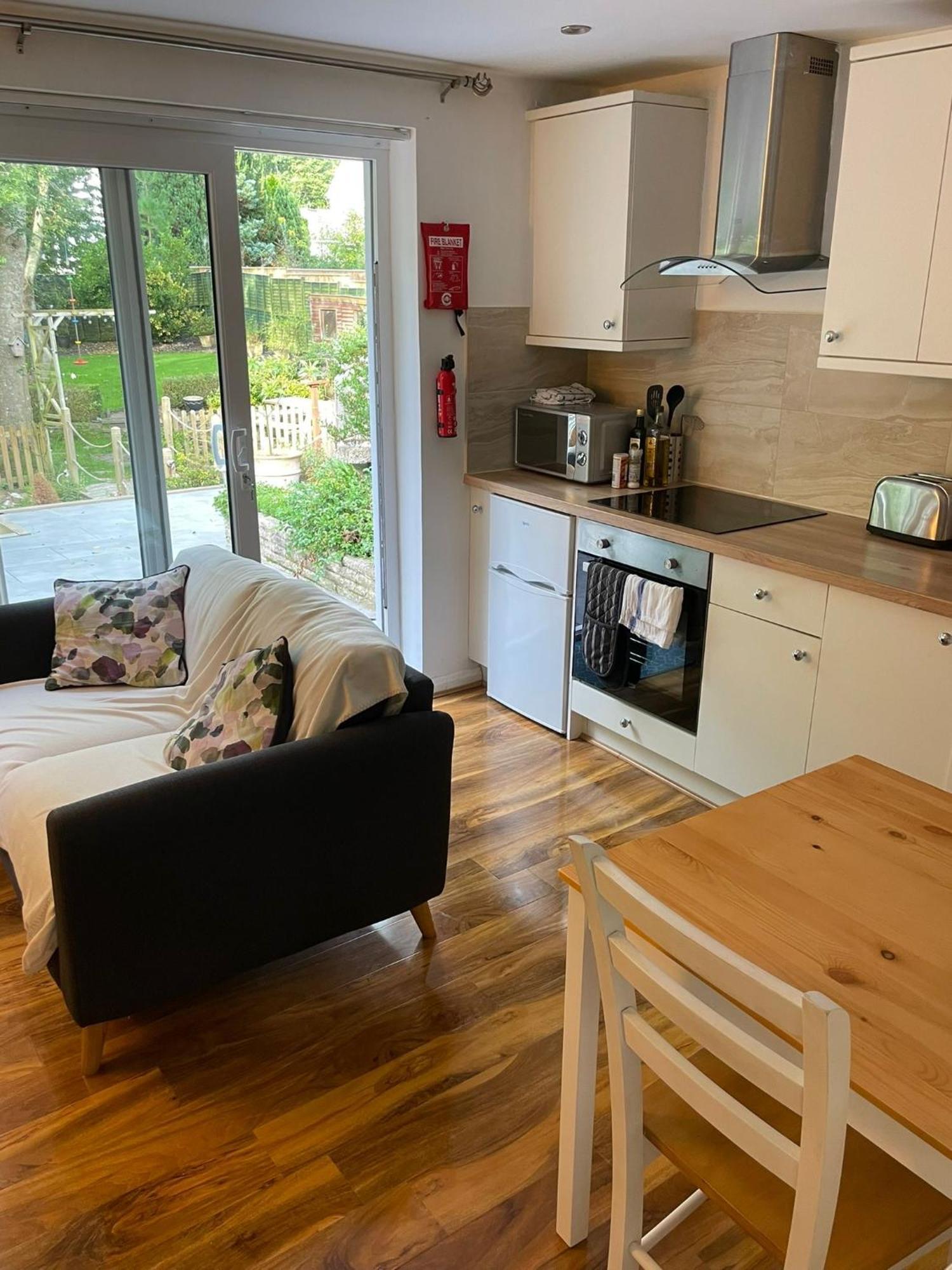 Apartment Plympton Annex - *