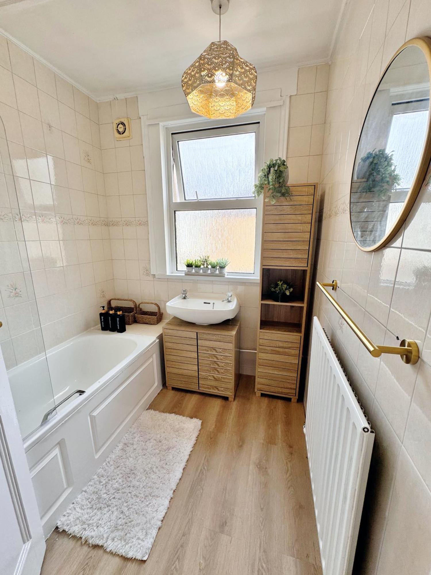 Stylish Living 2 Bedroom Plymouth