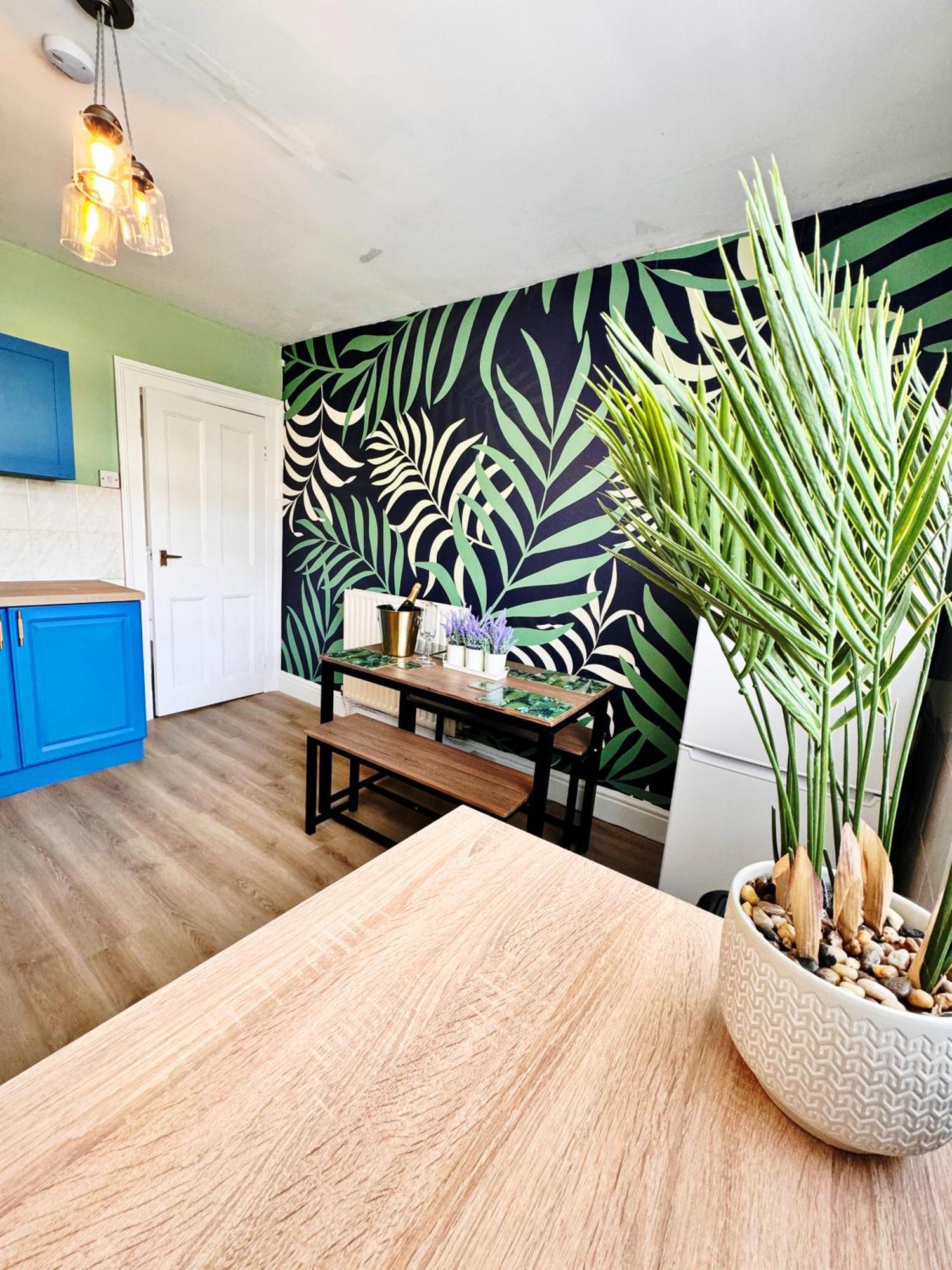 Apartment Stylish Living 2 Bedroom