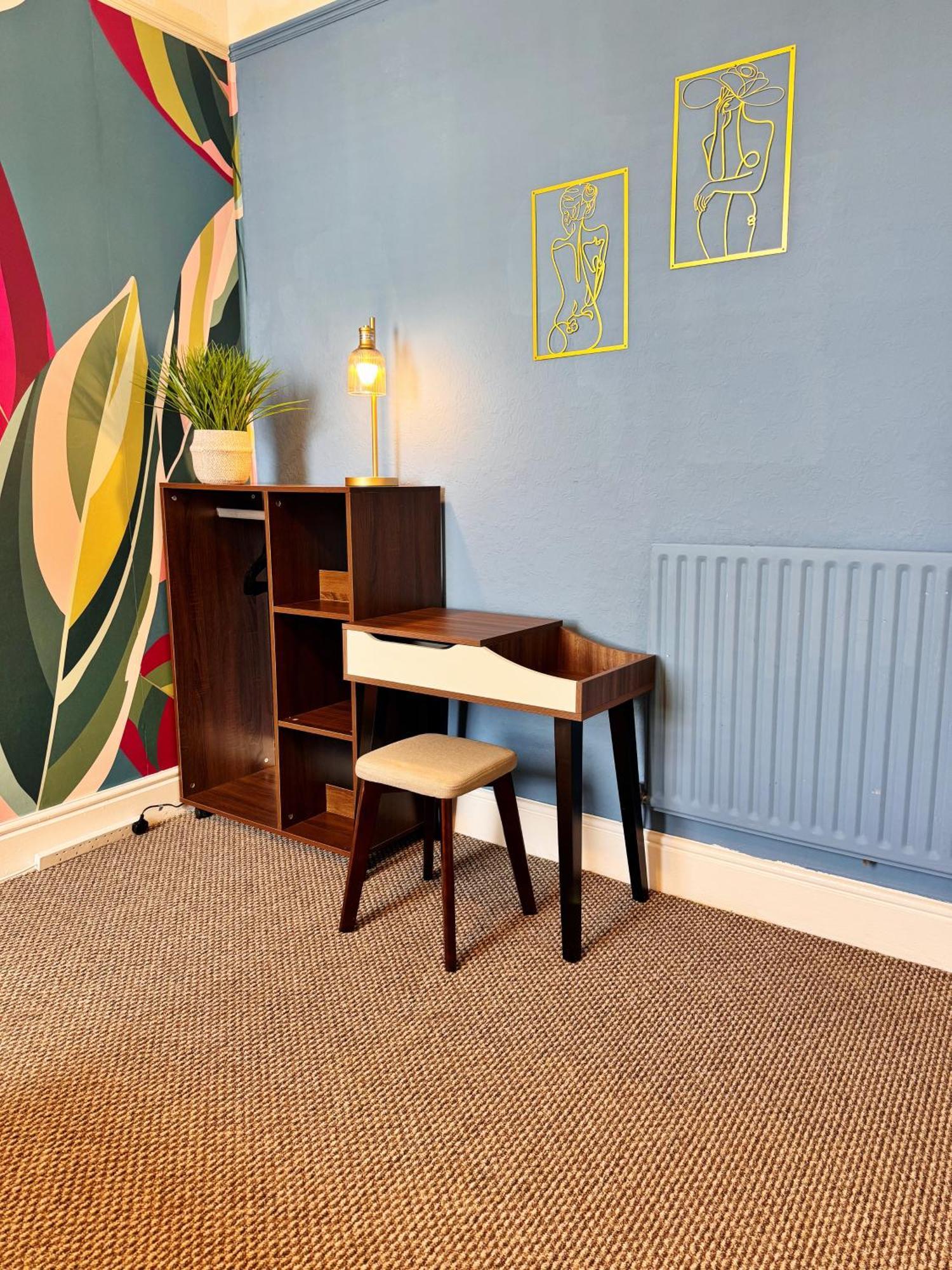 Stylish Living 2 Bedroom Apartment Plymouth