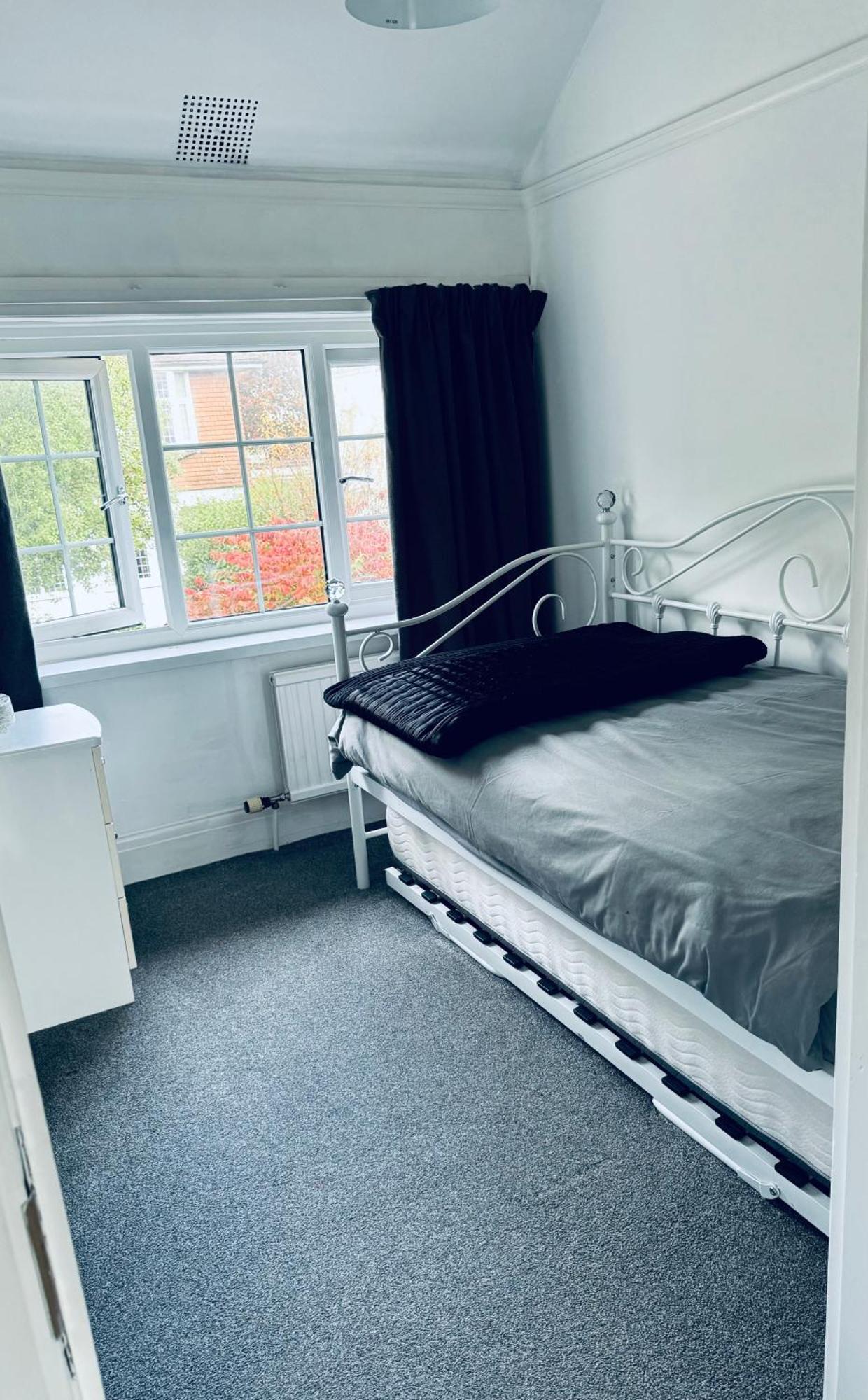 Centre 3 Bedroom Private Parking Holiday home Plymouth
