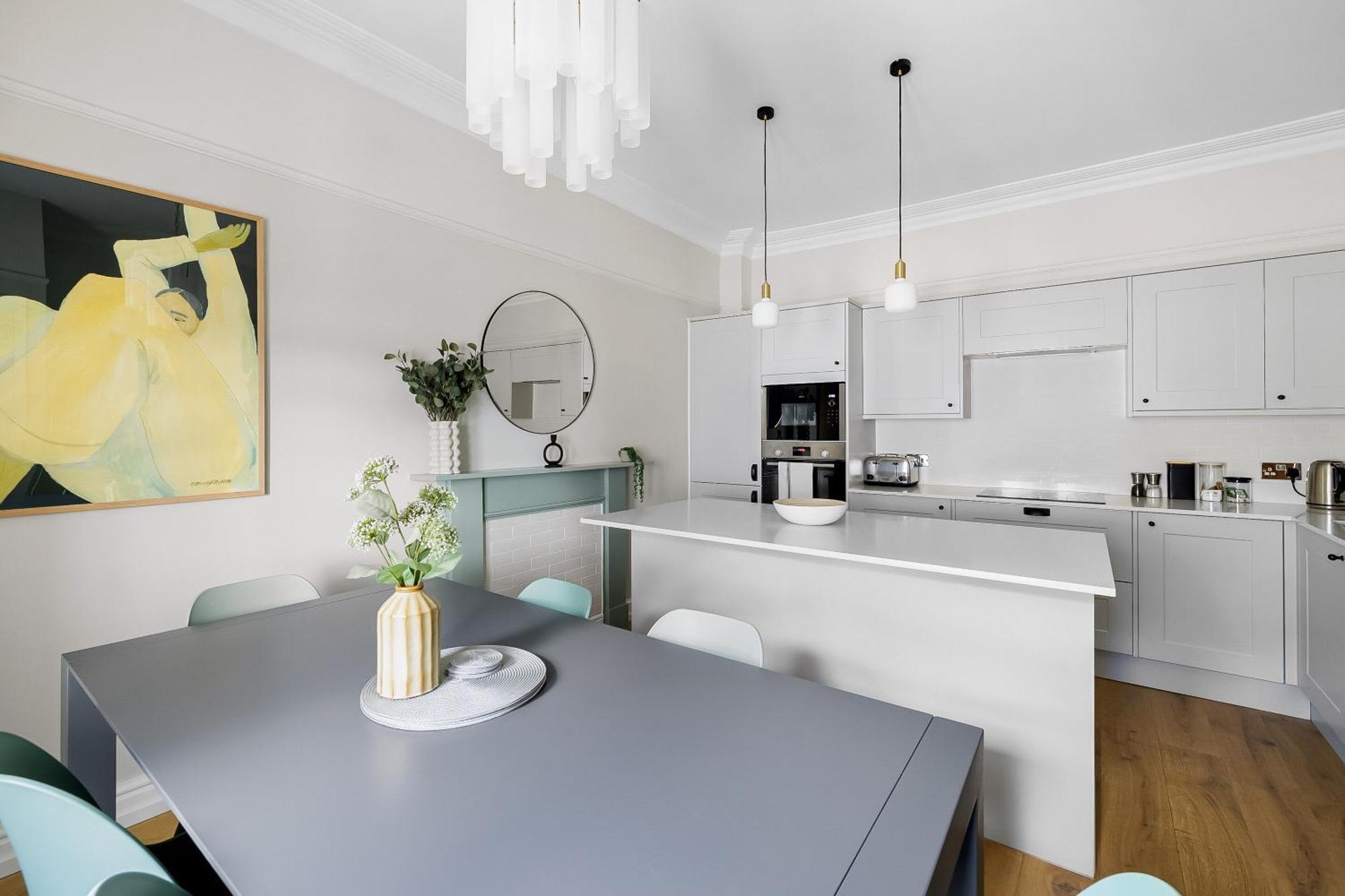 3 Bed Sancroft By Pureserviced Aparthotel Plymouth