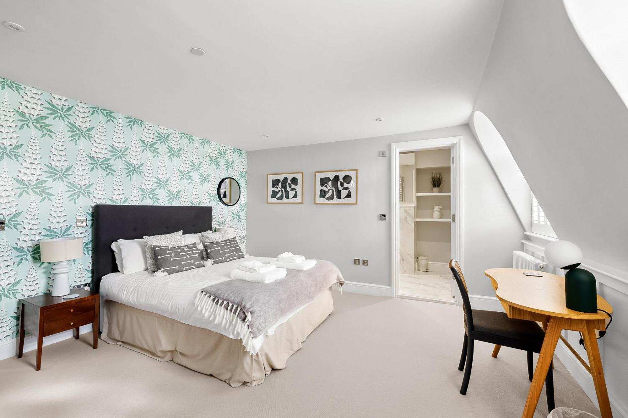 3 Bed Sancroft By Pureserviced