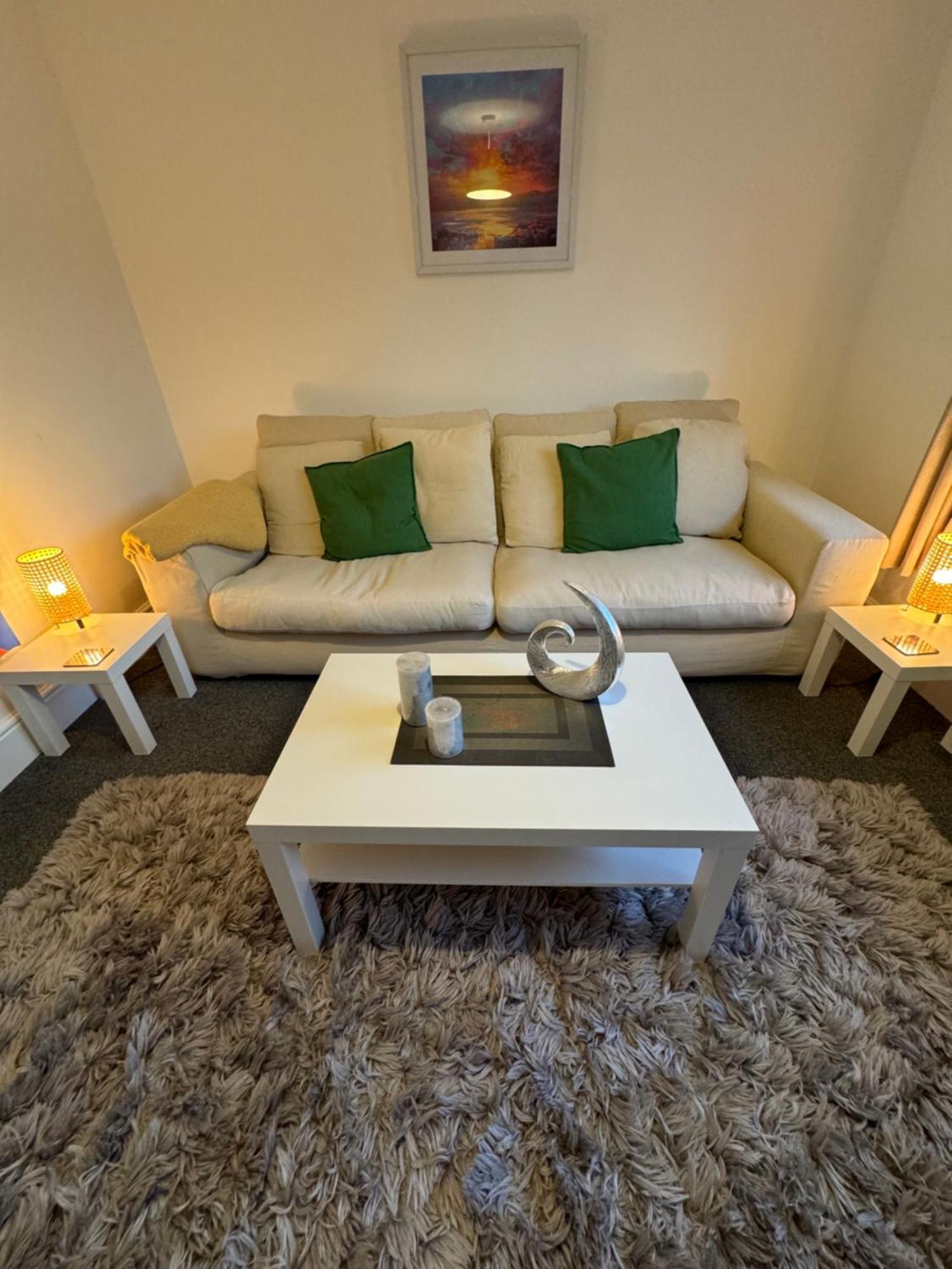 Two Bedroom Detached Modern Close To Argyle Fc Homestay