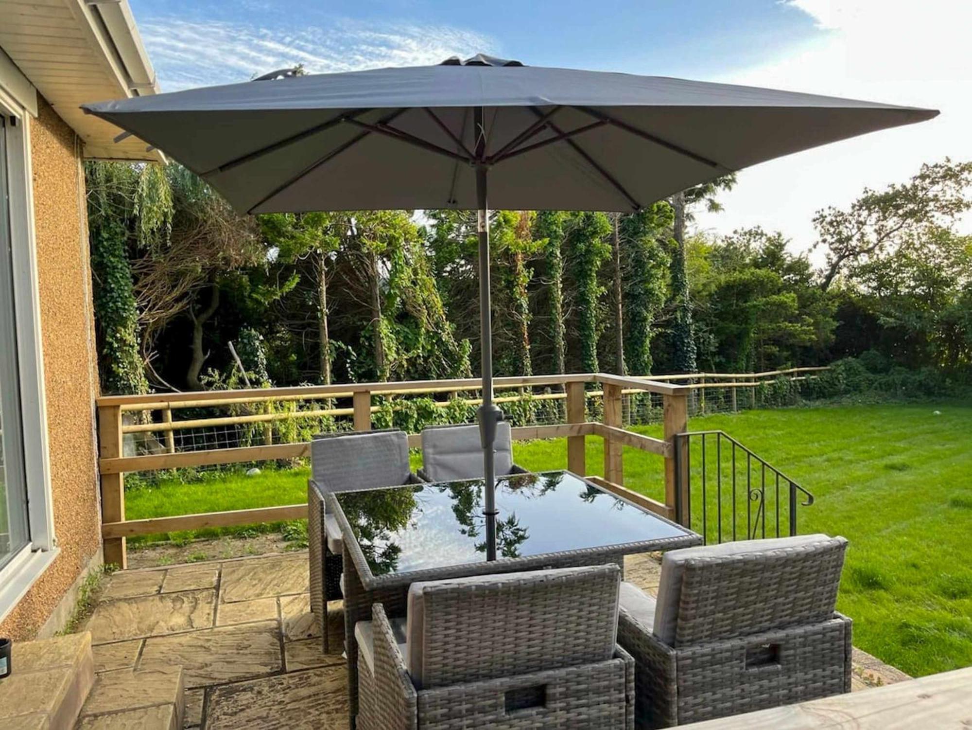 The Lockett Wonderful Large Plympton, Free Parking By Staystaycations Casa de férias Plymouth