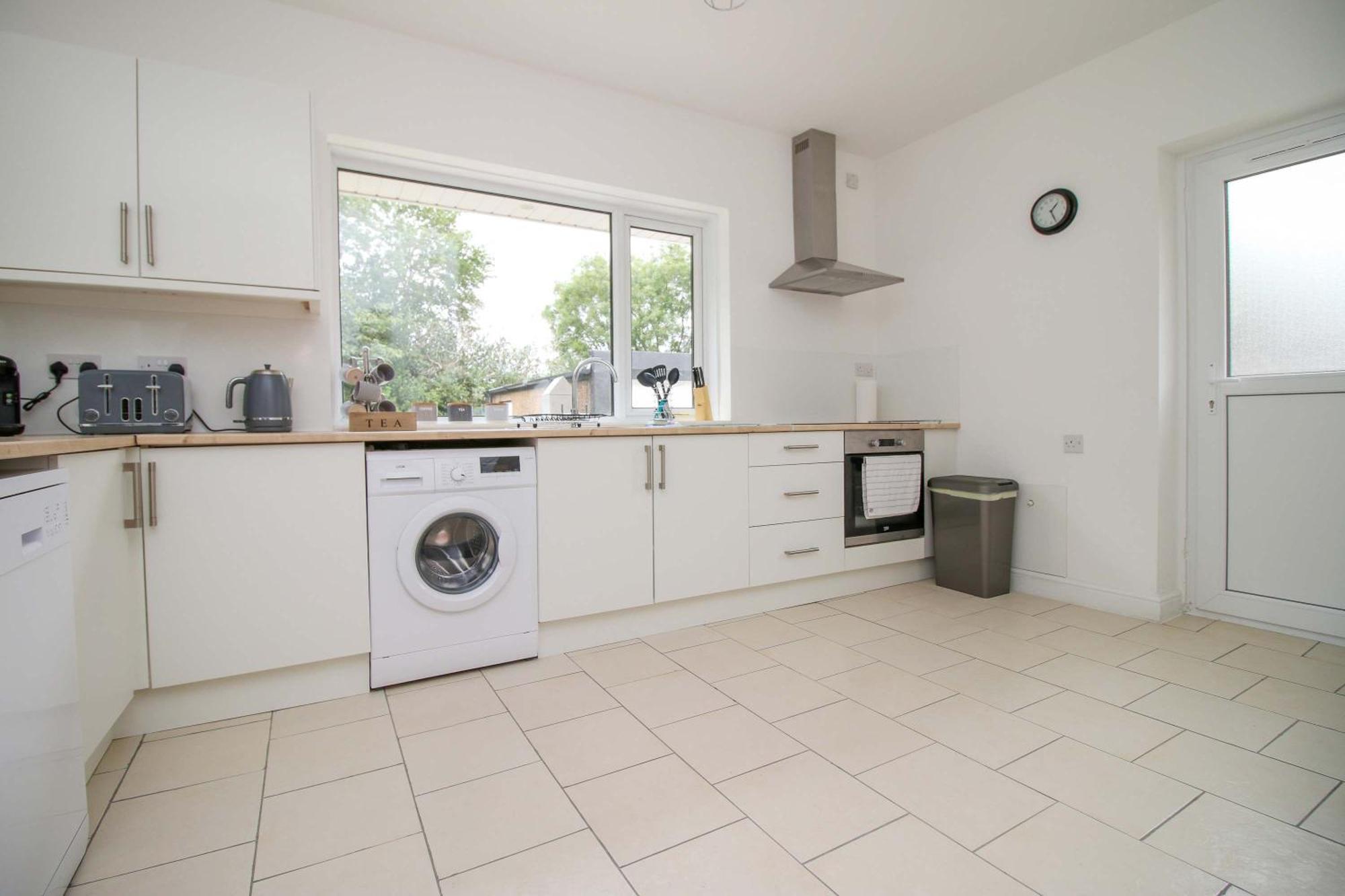 The Lockett Wonderful Large Plympton, Free Parking By Staystaycations Casa de férias Plymouth