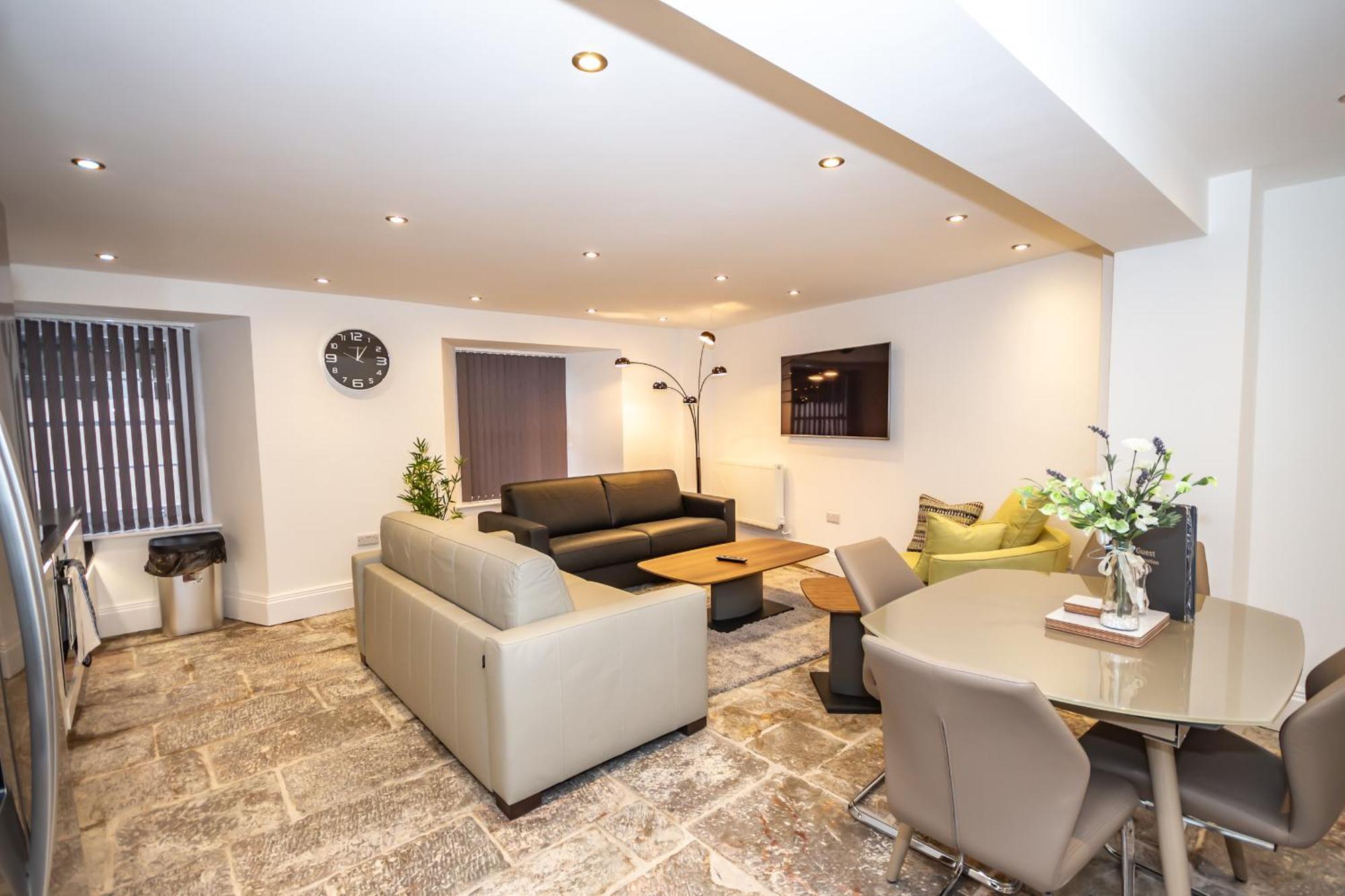 The Sandringham Apartment Plymouth
