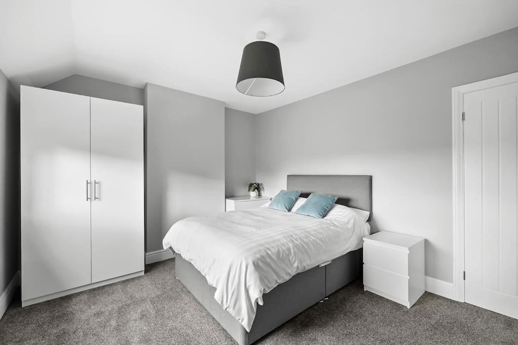 Brand New 3 Bedroom House Plymouth