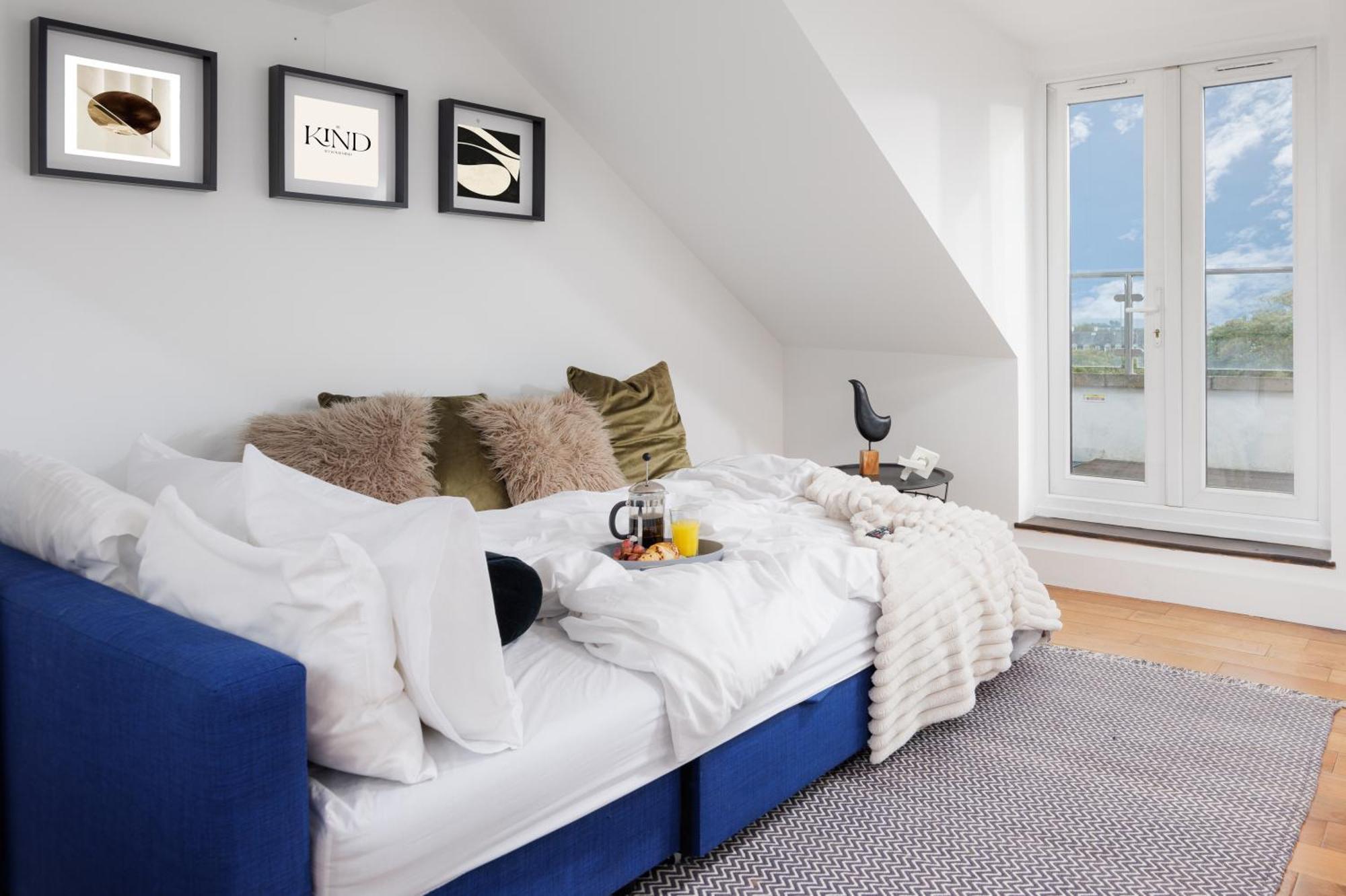 Apartment Stunning Penthouse - Sea View - - Parking - By Habita Plymouth