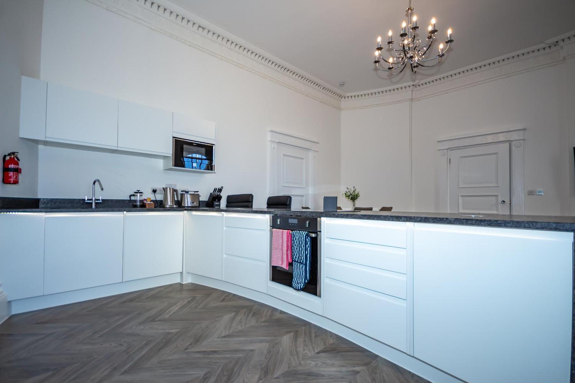 The Kensington Apartment