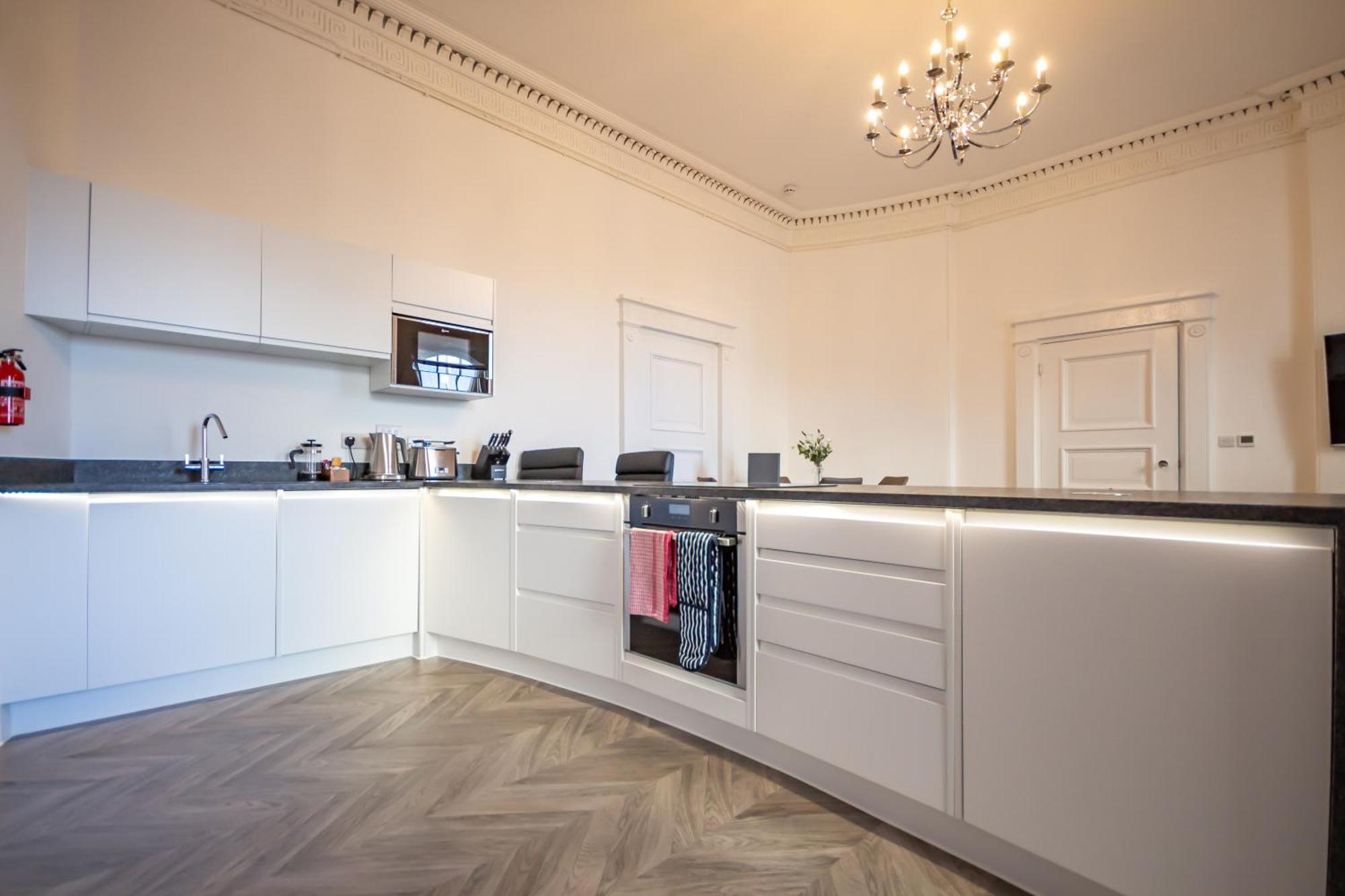 The Kensington Apartment *