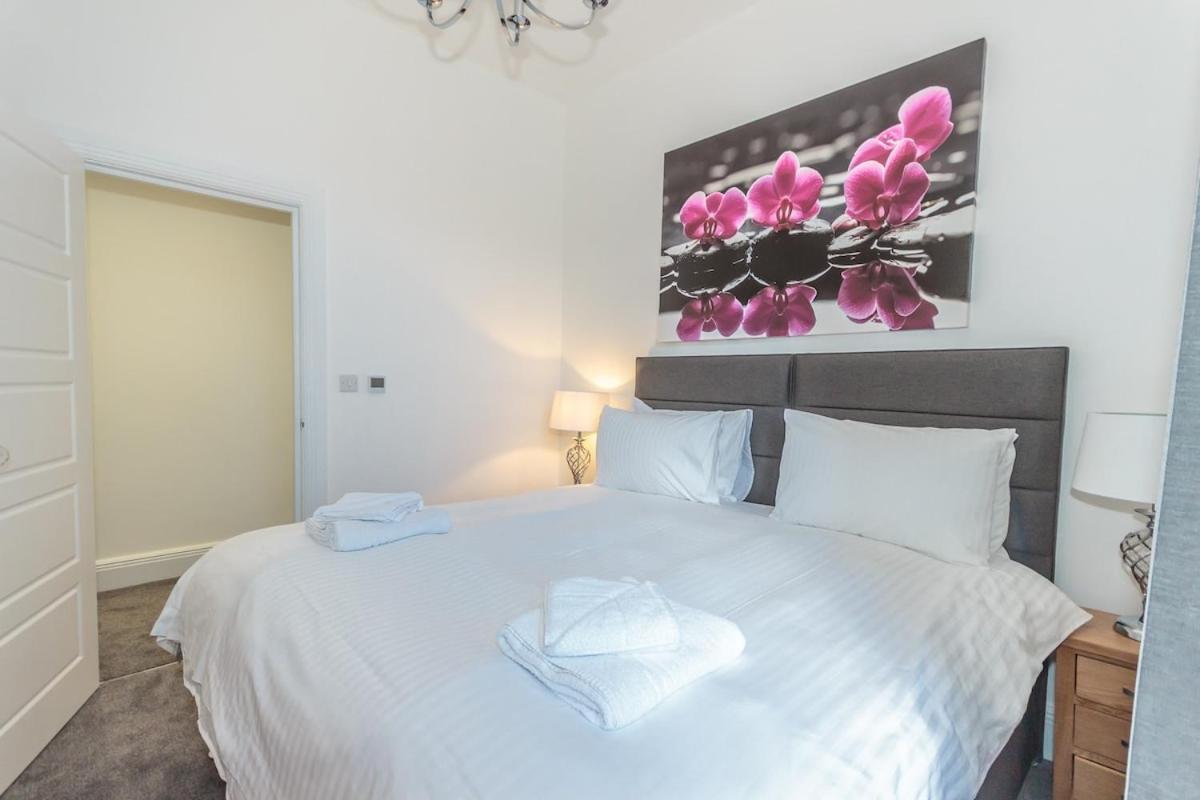 3 Bed - The Regency By Pureserviced Holiday home Plymouth