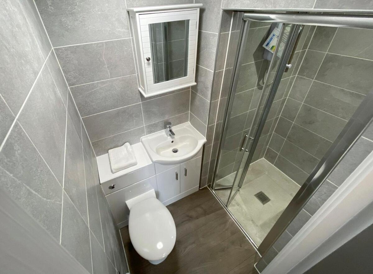 Luxury By The Station