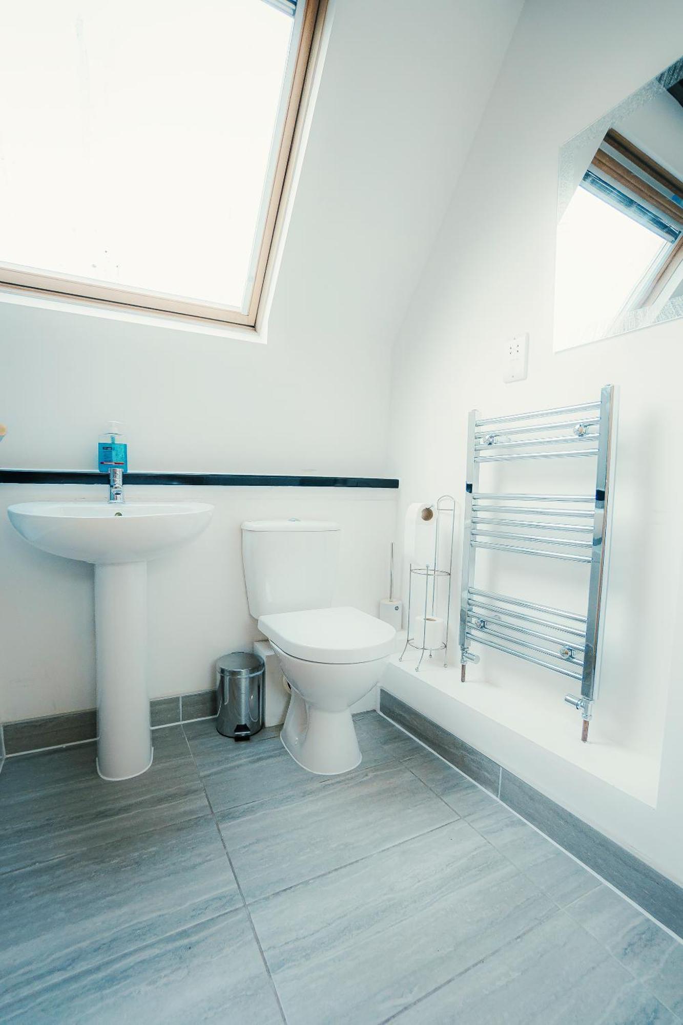 Drakes Nest Centre Location And Free Parking Holiday home *
