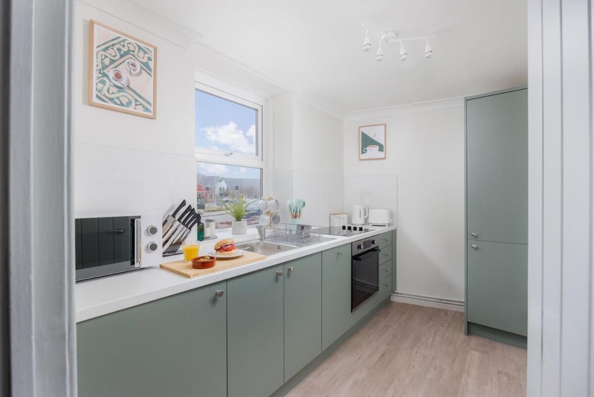 Apartment Luxury Ground Floor 2 Bed Plymouth