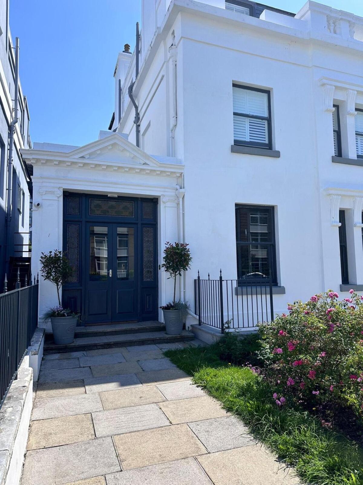 Huge Spacious 8 Bed Luxury * Plymouth