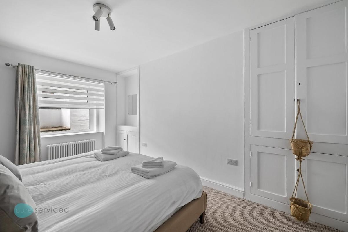 2 Bed - No. 1 Windsor Holiday home *