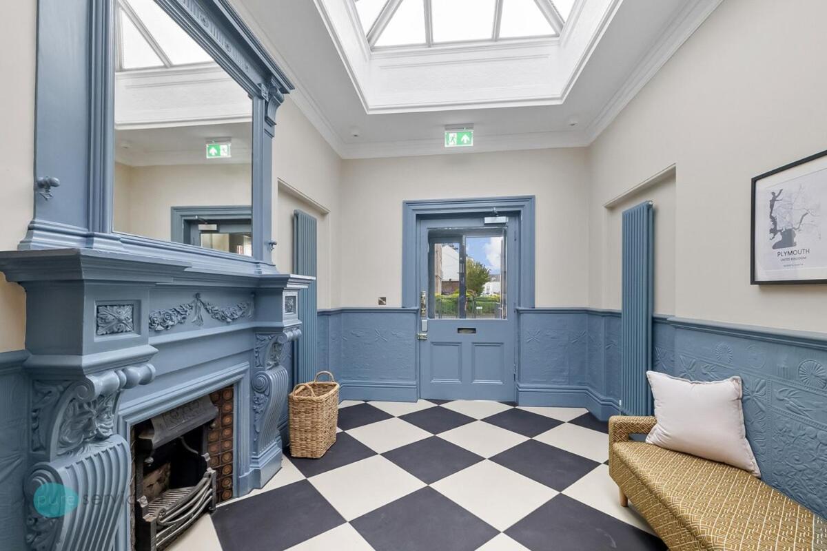 Huge Spacious 8 Bed Luxury * Plymouth