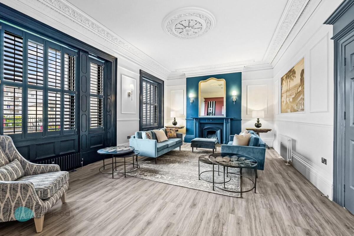 Huge Spacious 8 Bed Luxury
