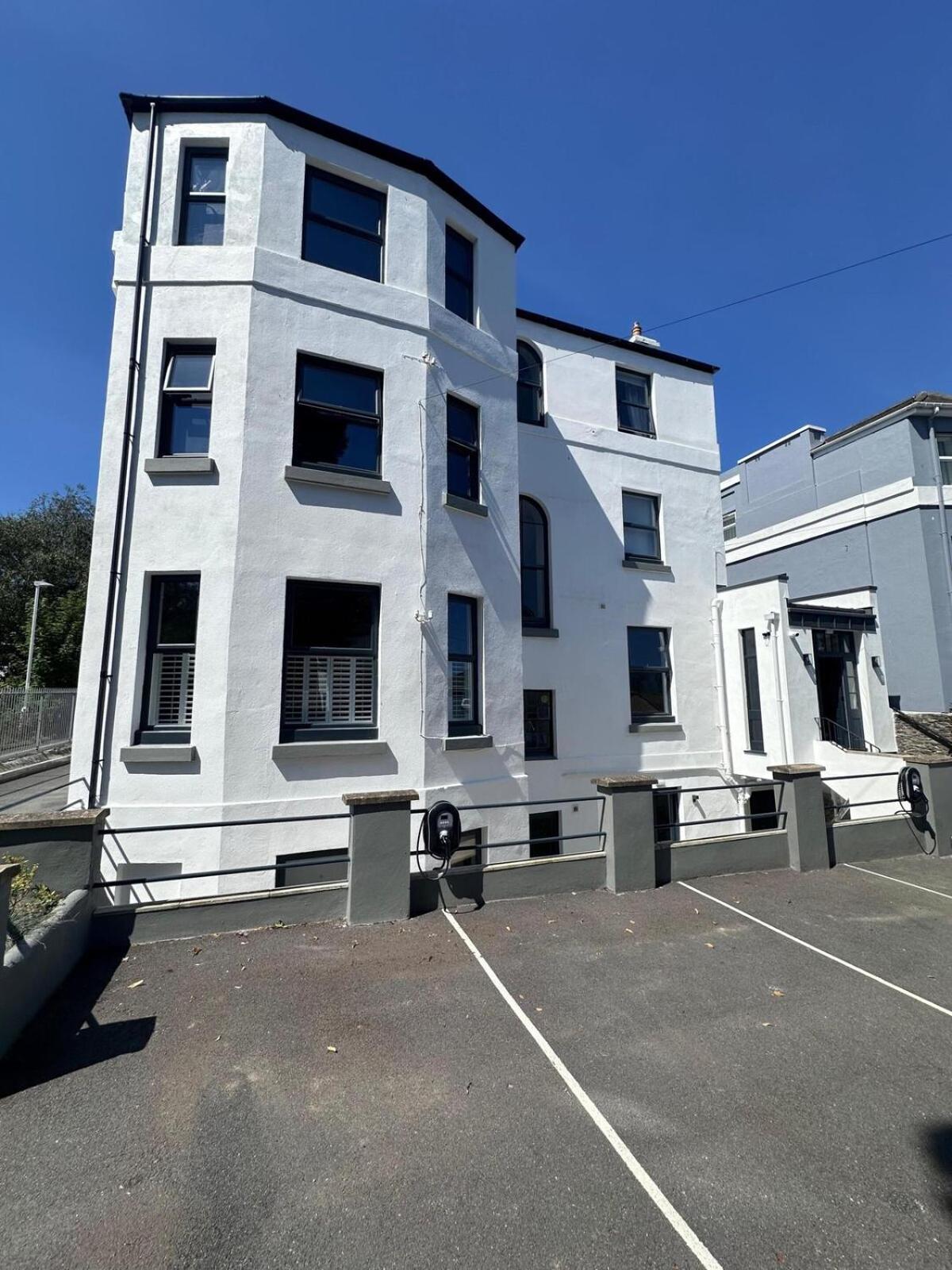 2 Bed - No. 1 Windsor Holiday home Plymouth