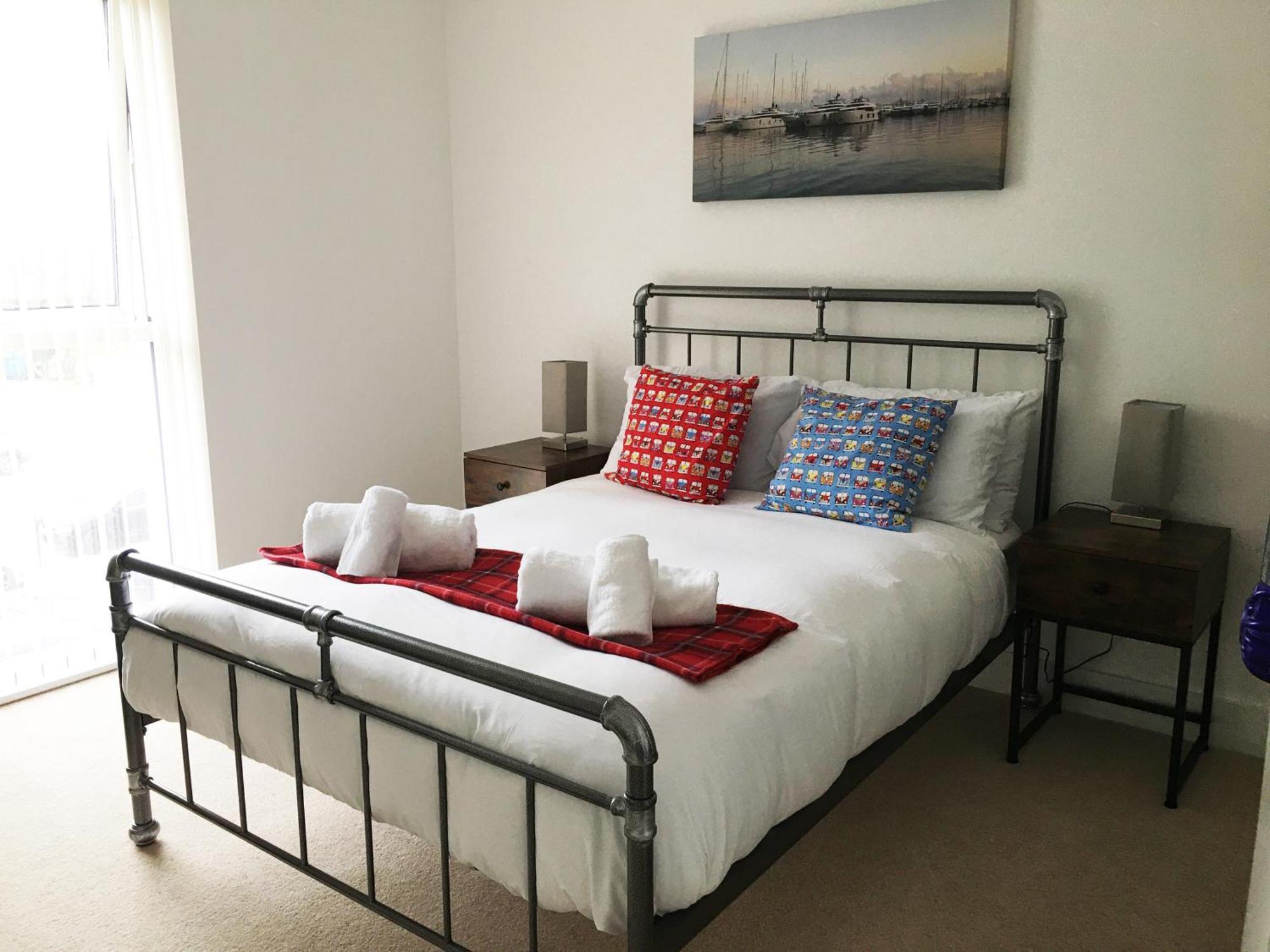 Howzzat Apartment Plymouth