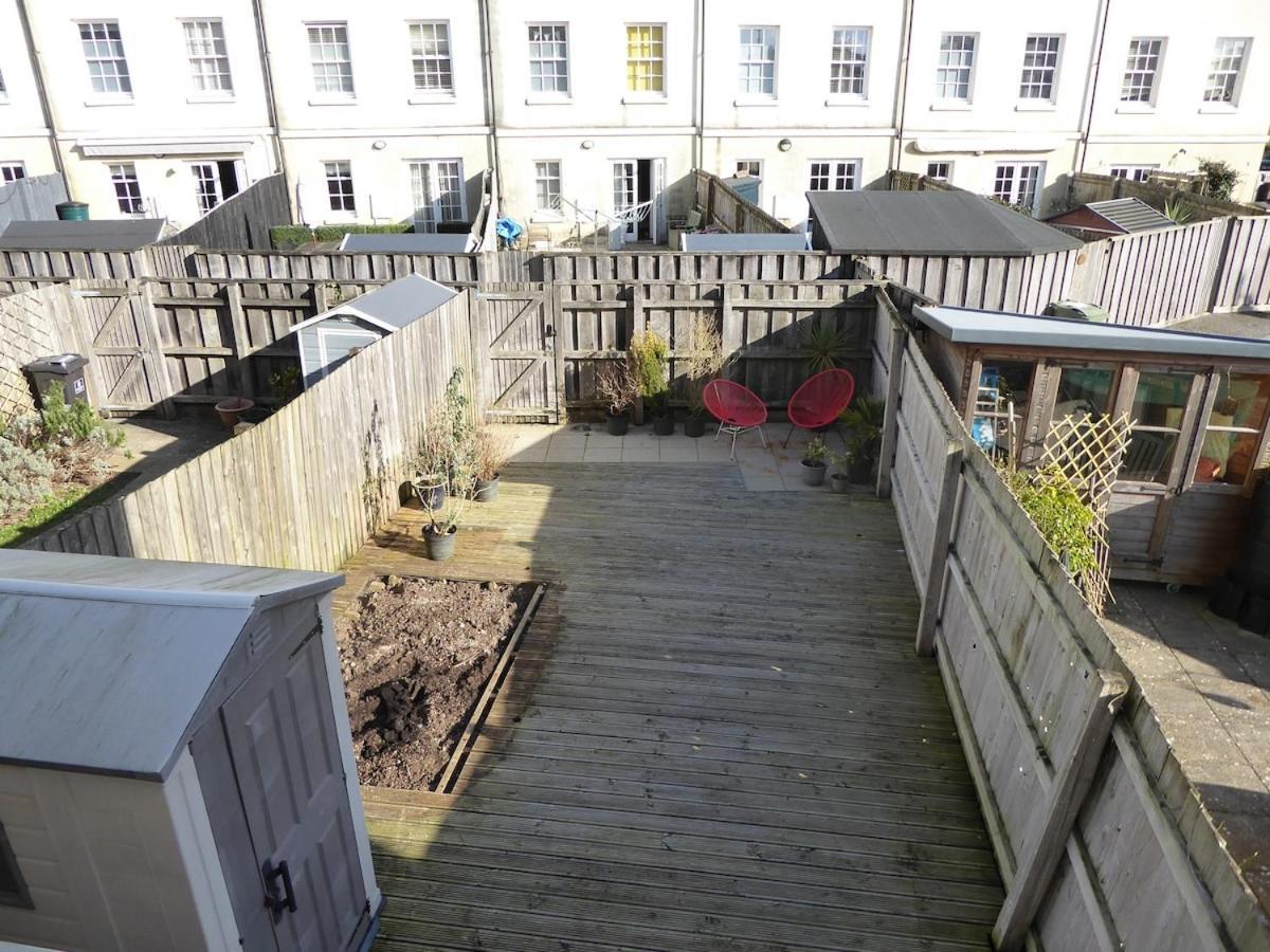 Modern Townhouse In Mountwise Plymouth