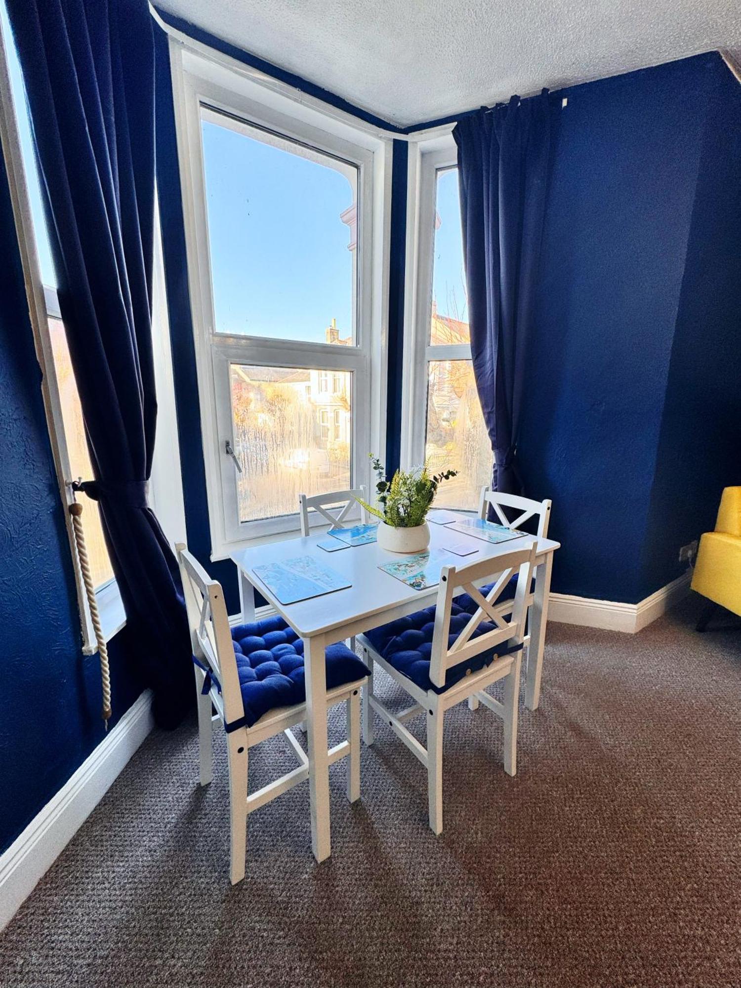 Apartment Spacious And Chic 65 Tv Plymouth