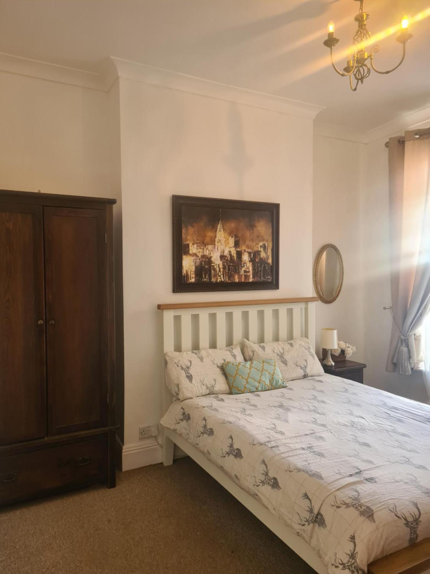 Apartment Spacious Two Bedroom Flat, Location
