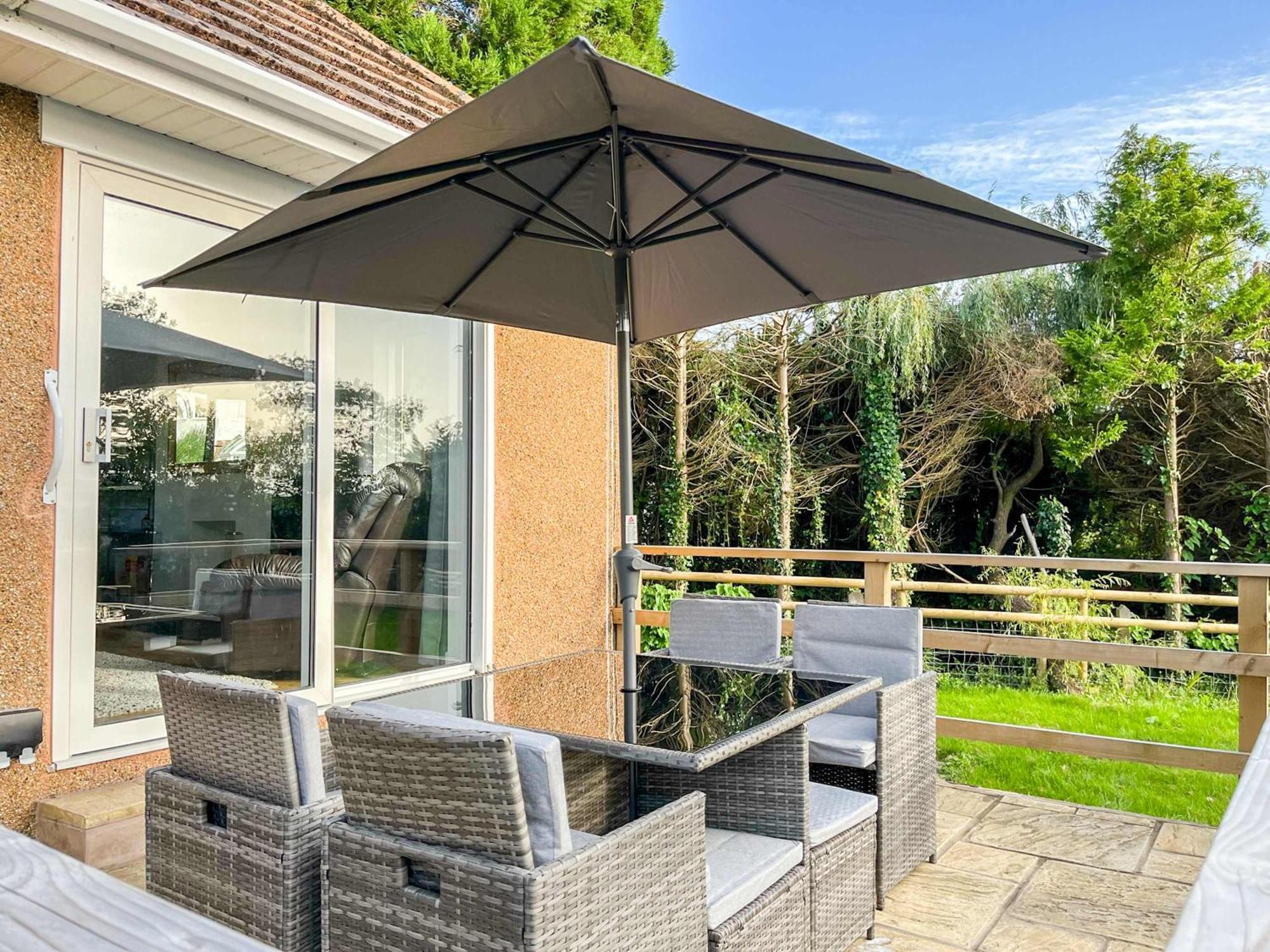 Casa de férias The Lockett Wonderful Large Plympton, Free Parking By Staystaycations *