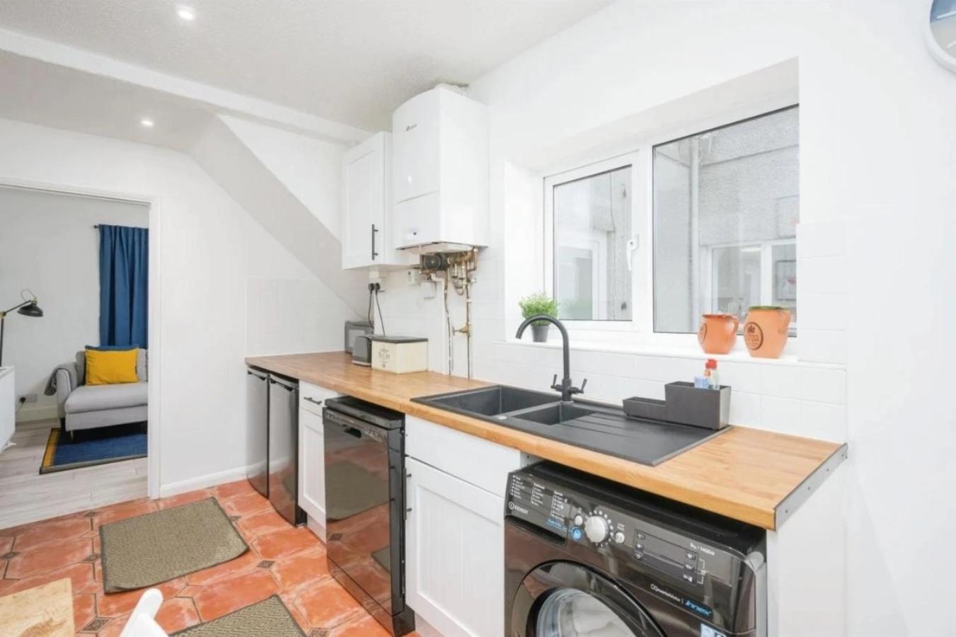 Centre 2 Bedroom - Free Parking - Wifi - Smart Tv Apartamento Plymouth