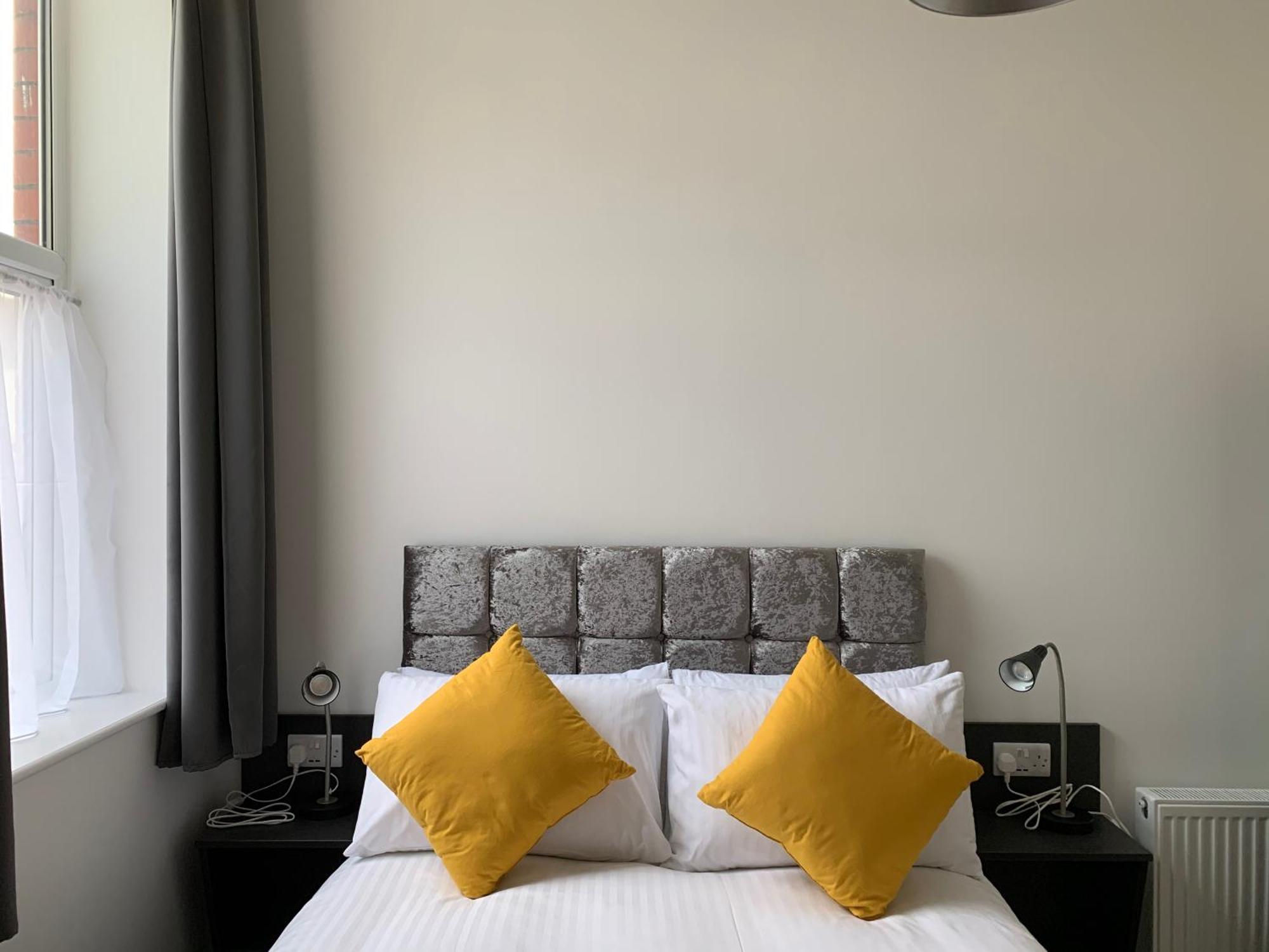 6 Bed - Kings Cross By Pureserviced * Plymouth